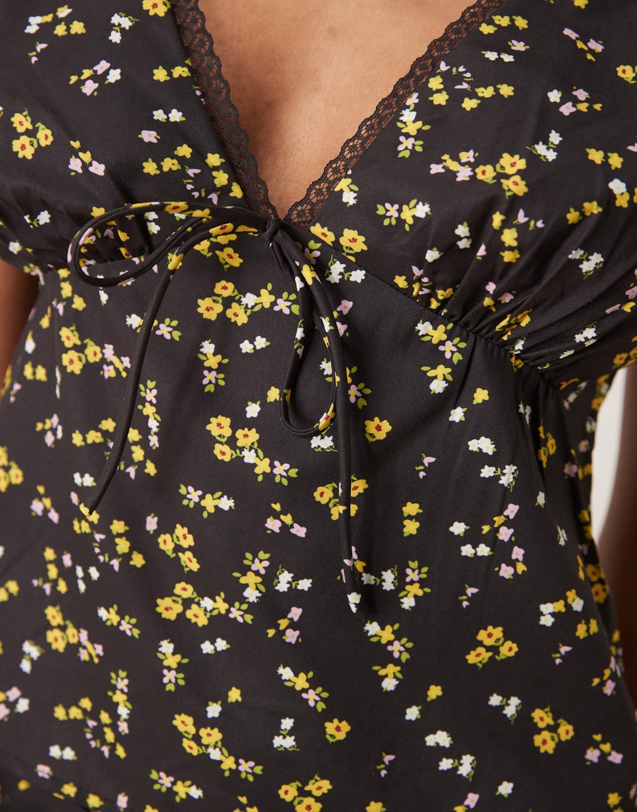 Kiss The Sky v neck top with floral print co - ord - ASOS Sample Sale