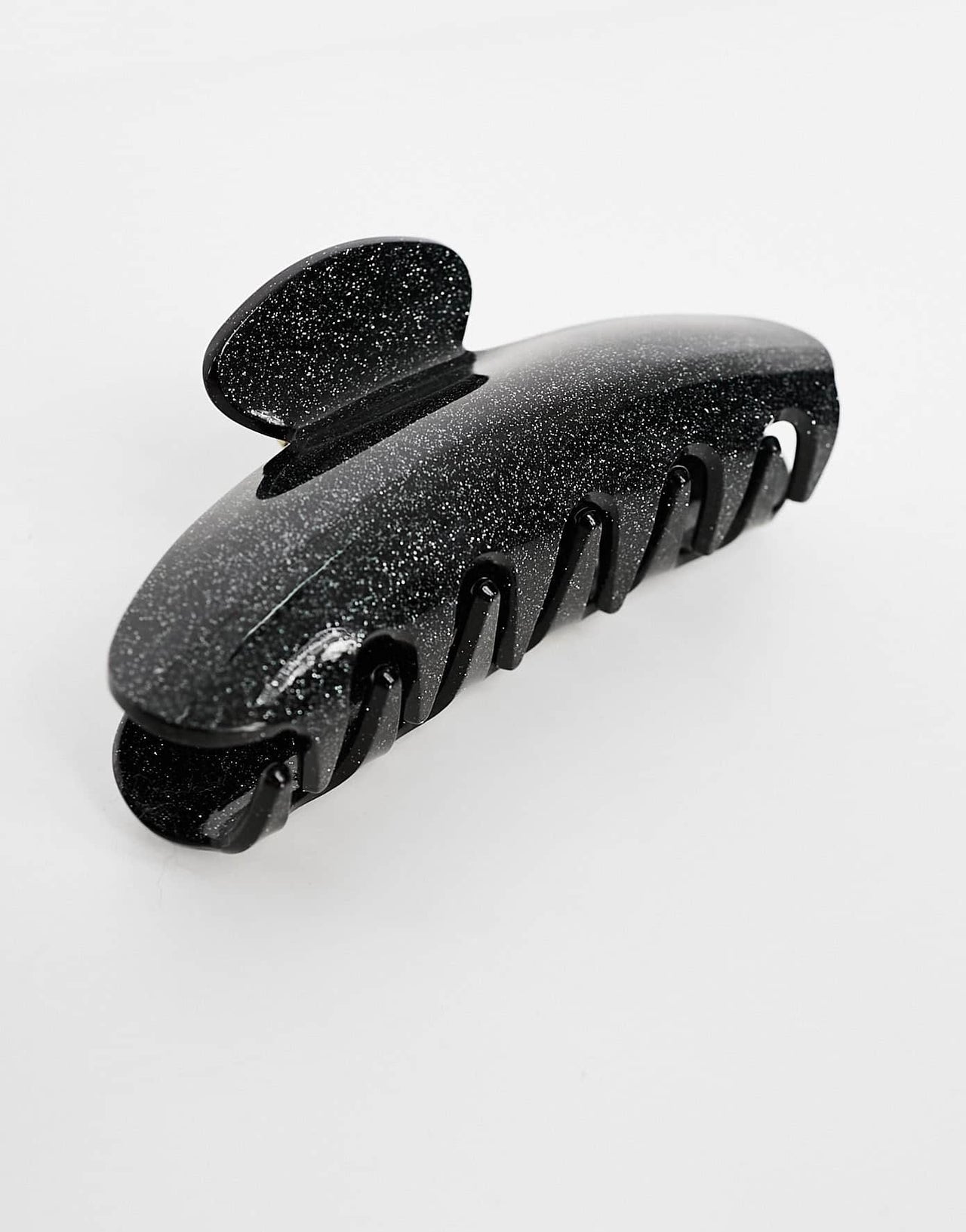 Kitsch Acrylic Claw Clip - Black Glitter - ASOS Sample Sale