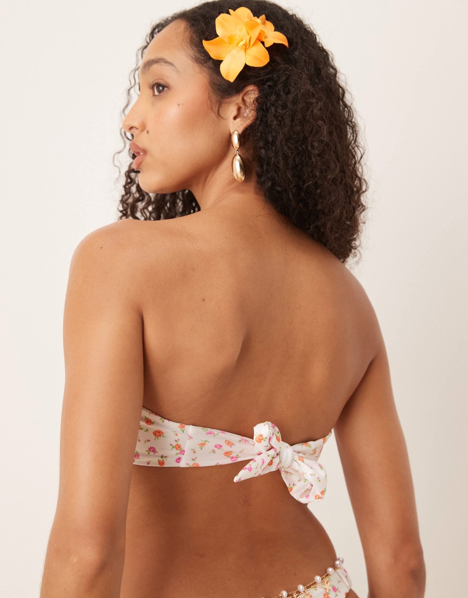 Kulani Kinis bandeau bikini top in rosie posie white - ASOS Sample Sale
