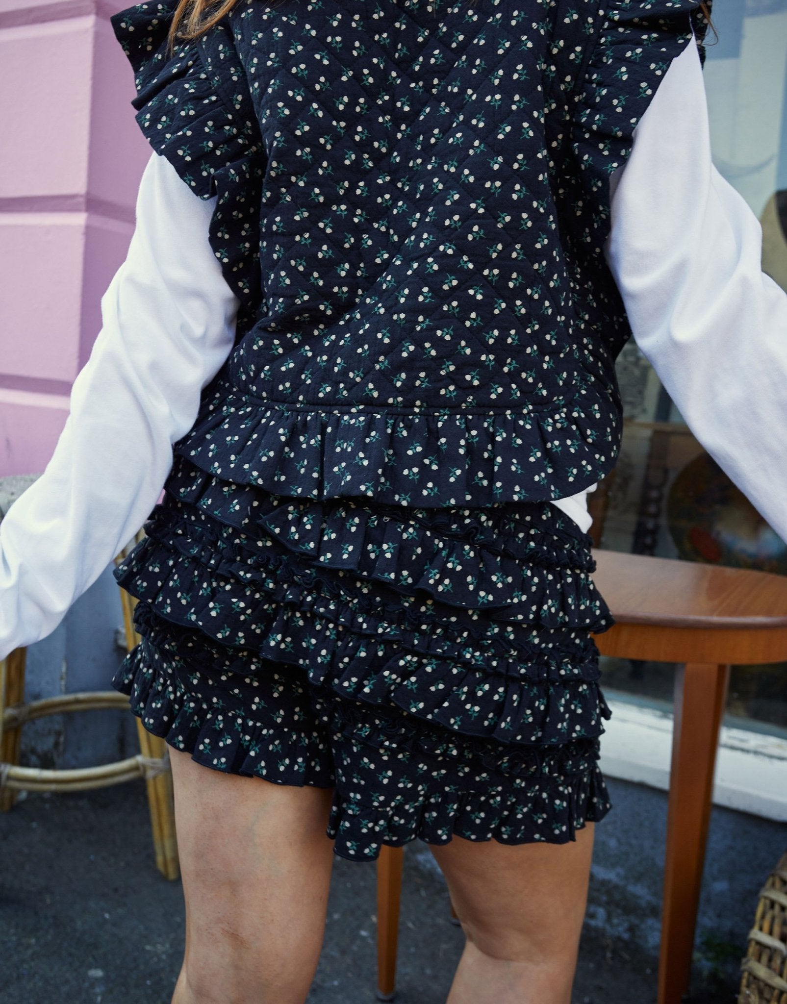 Labelrail x Laura Elizabeth Klein ditsy floral bloomer shorts co - ord in black - ASOS Sample Sale
