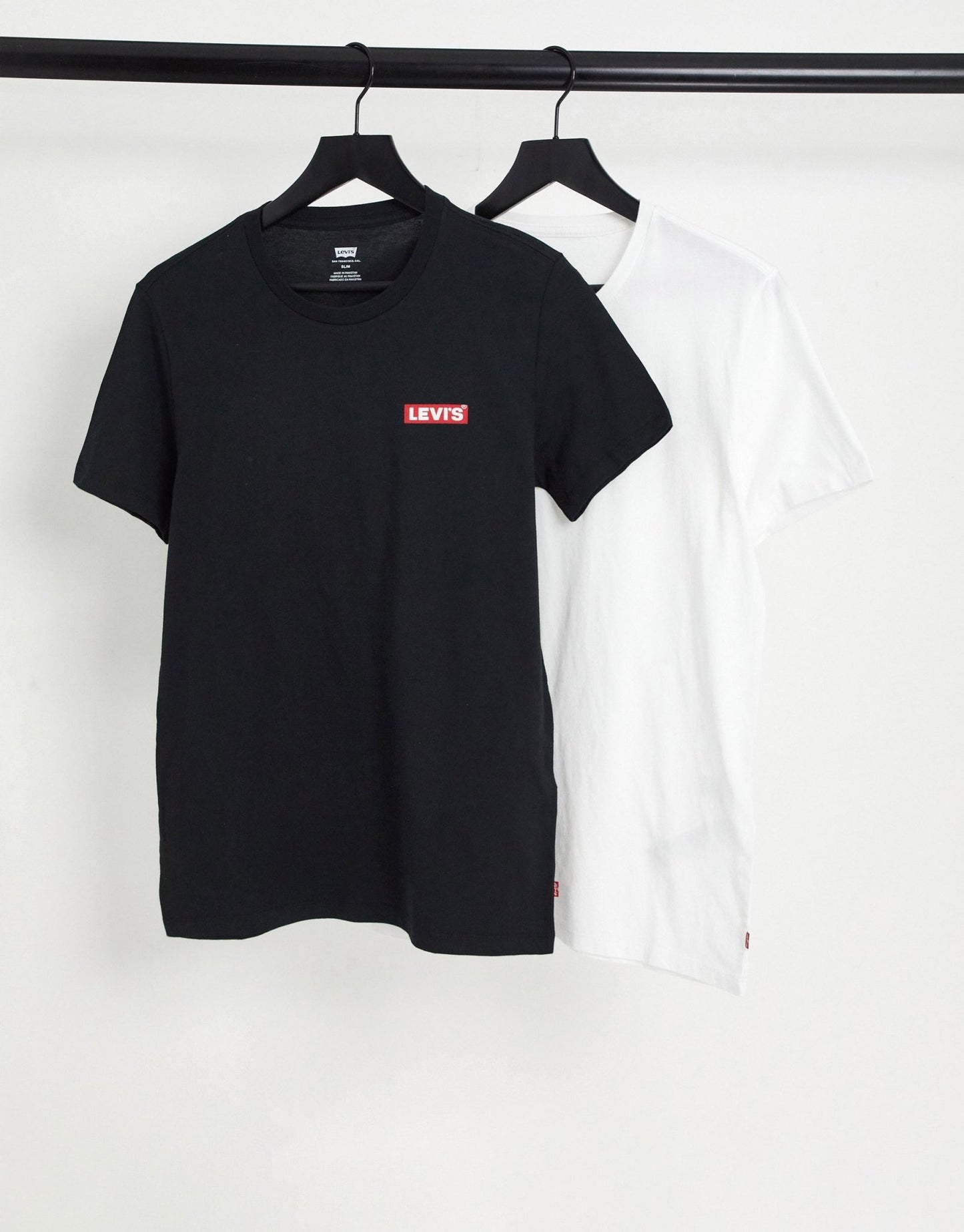 Levi's 2 pack t-shirt in white/black with babytab logo - ASOS Sample Sale