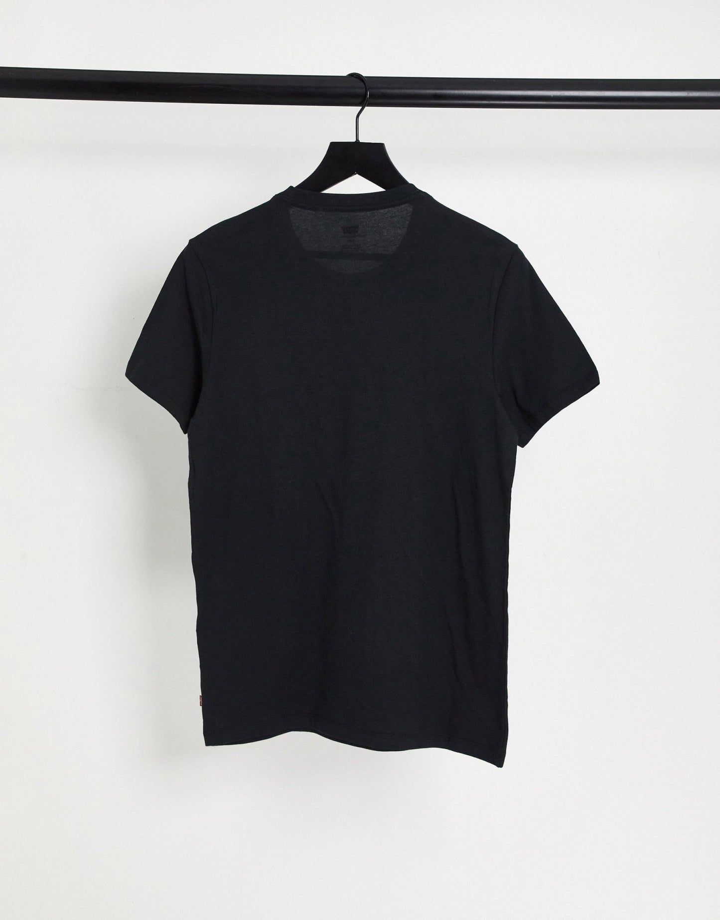 Levi's 2 pack t-shirt in white/black with babytab logo - ASOS Sample Sale