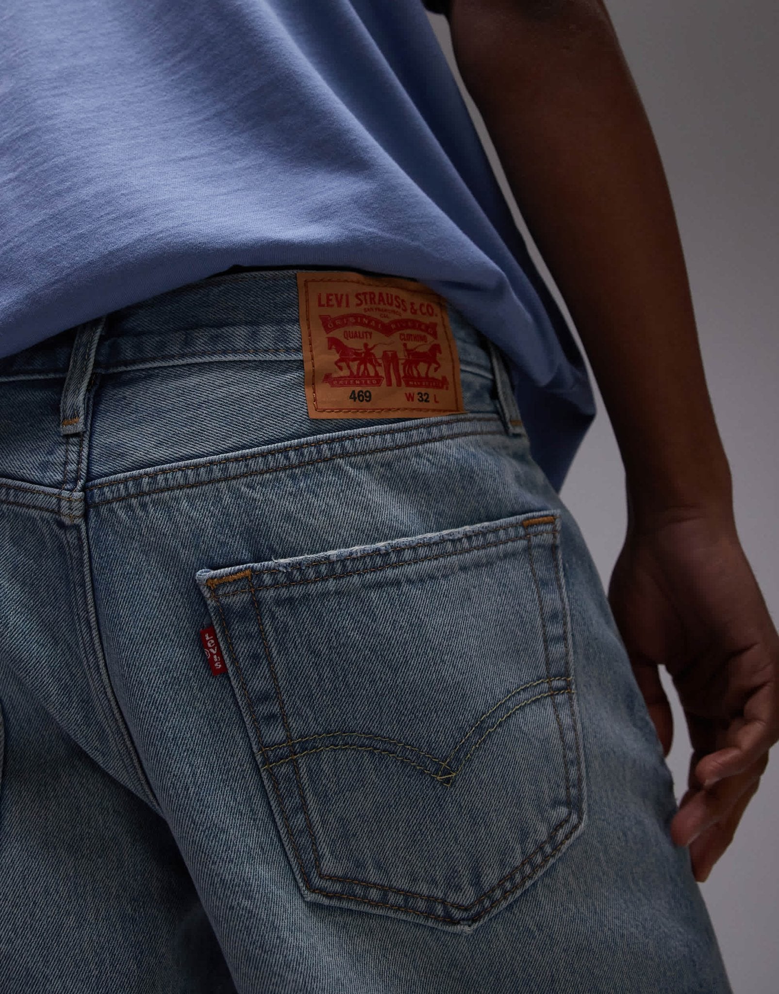Levi's 469 loose fit distressed denim shorts in light wash - ASOS Sample Sale