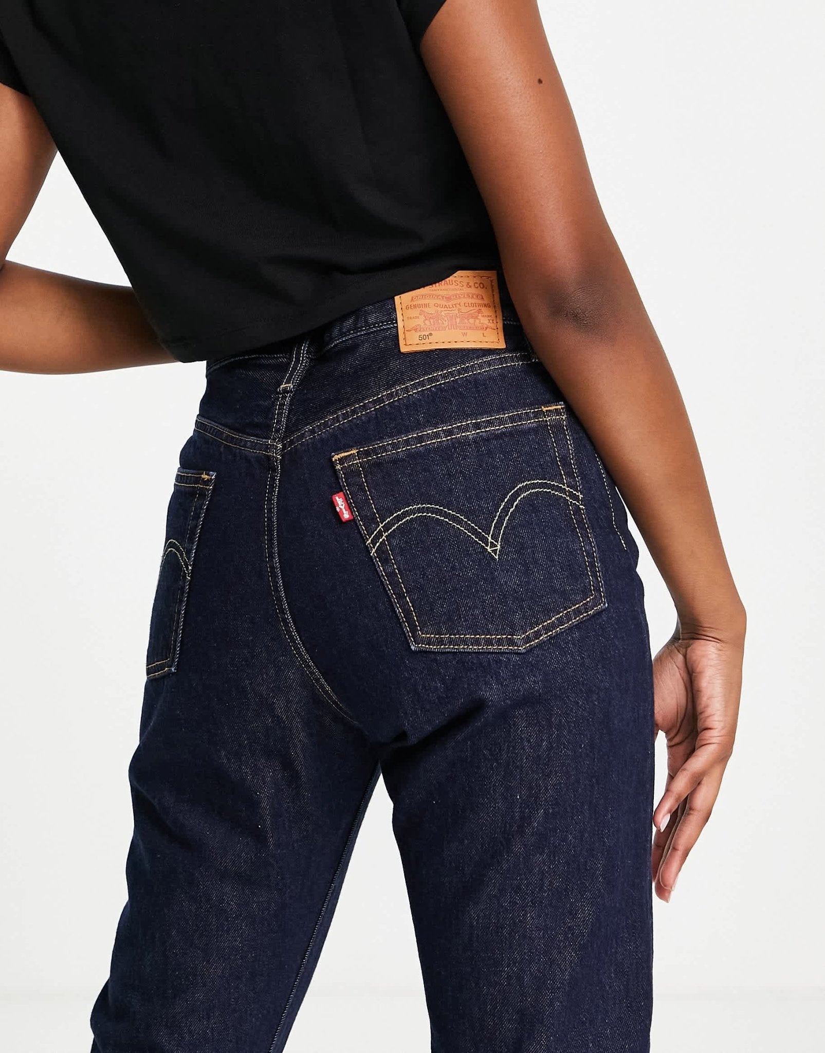 Levi's 501 high rise straight leg crop jean in dark wash blue - ASOS Sample Sale