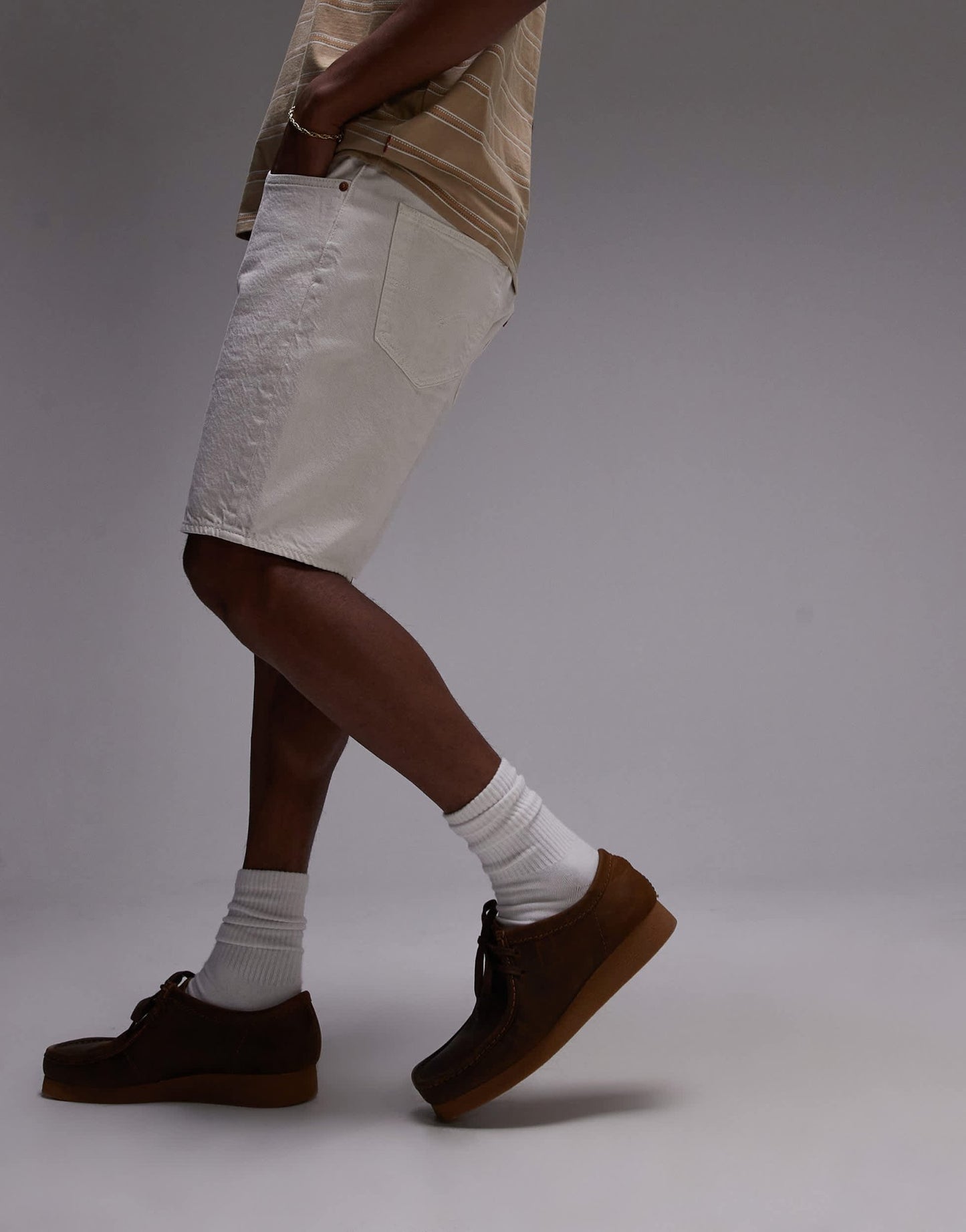 Levi's 501 Original straight lightweight denim shorts in ecru - ASOS Sample Sale