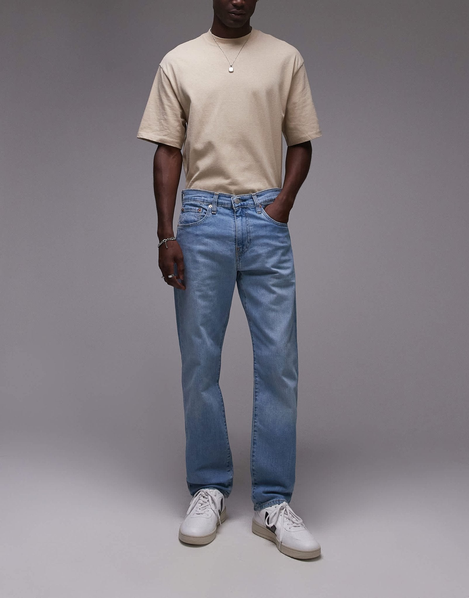 Levi's 502 taper fit jeans in light blue wash - ASOS Sample Sale