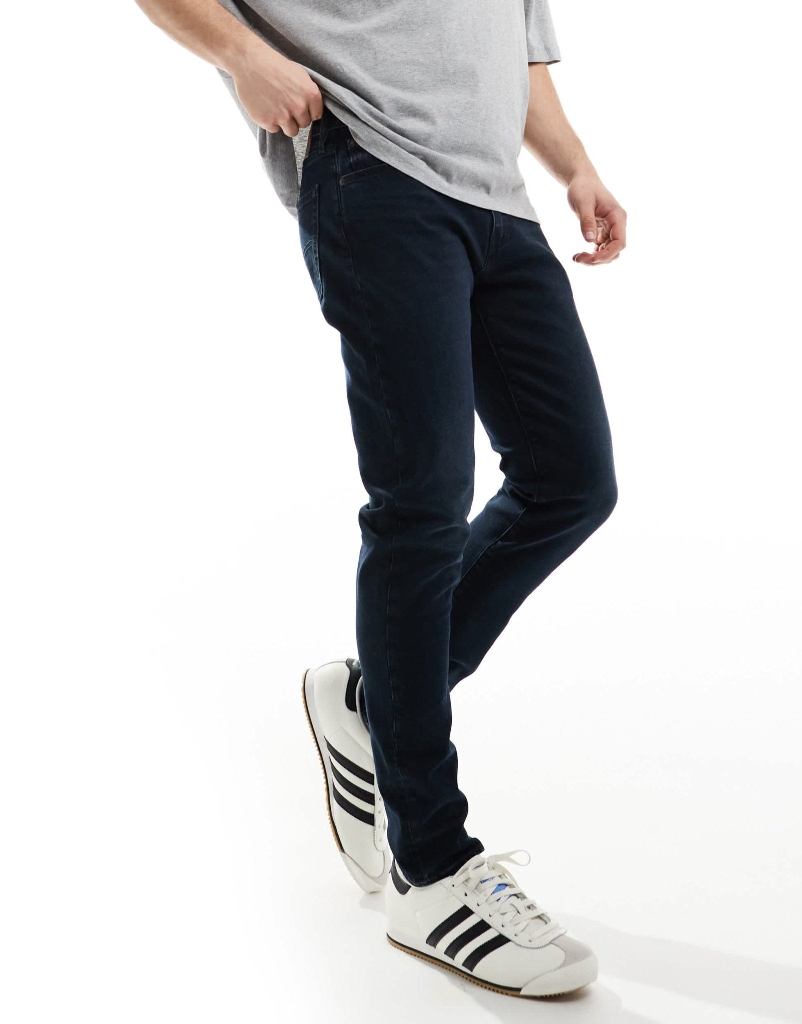 Levi's 512 slim taper jeans in dark blue - ASOS Sample Sale