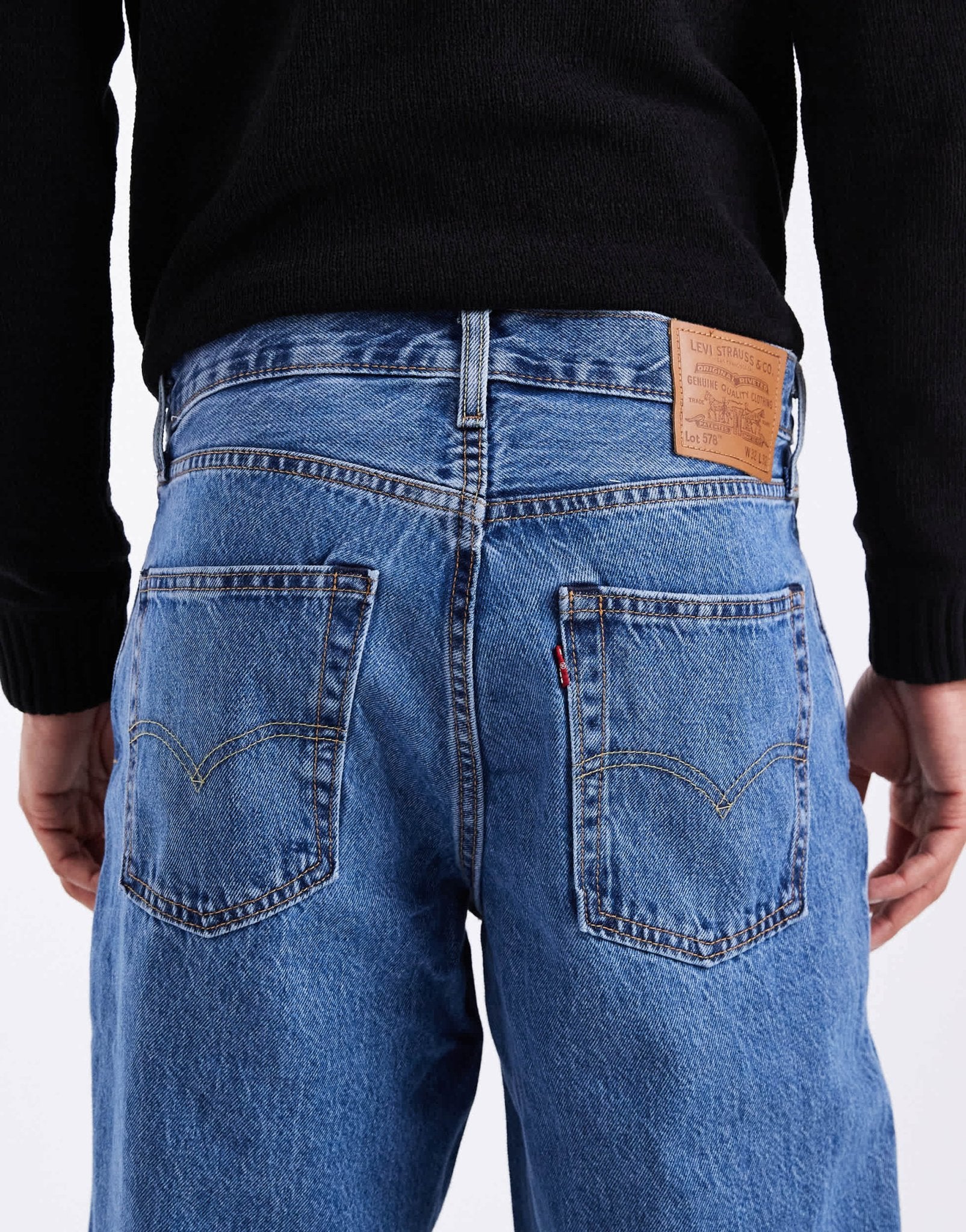 Levi's 578 baggy jeans in mid wash - ASOS Sample Sale