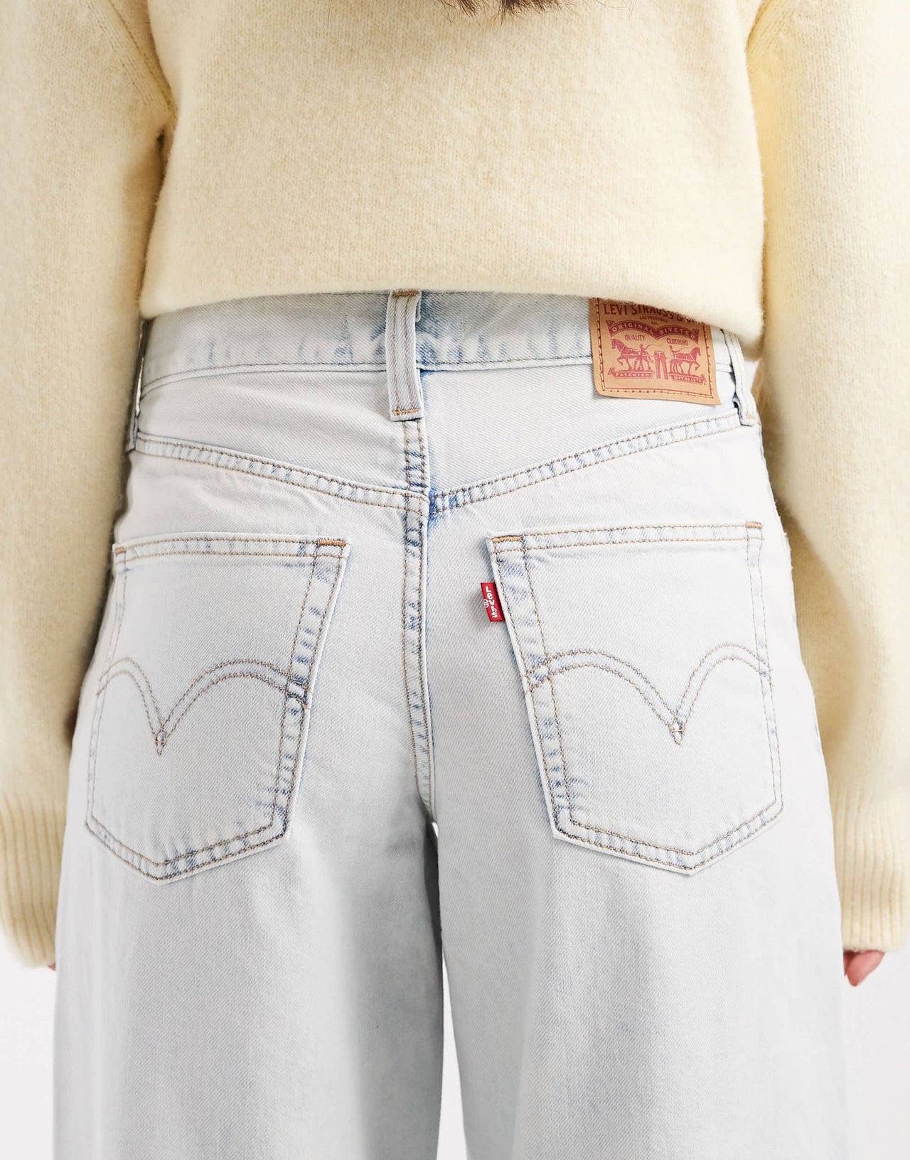 Levi's '94 baggy wide leg jeans in bleach wash - ASOS Sample Sale