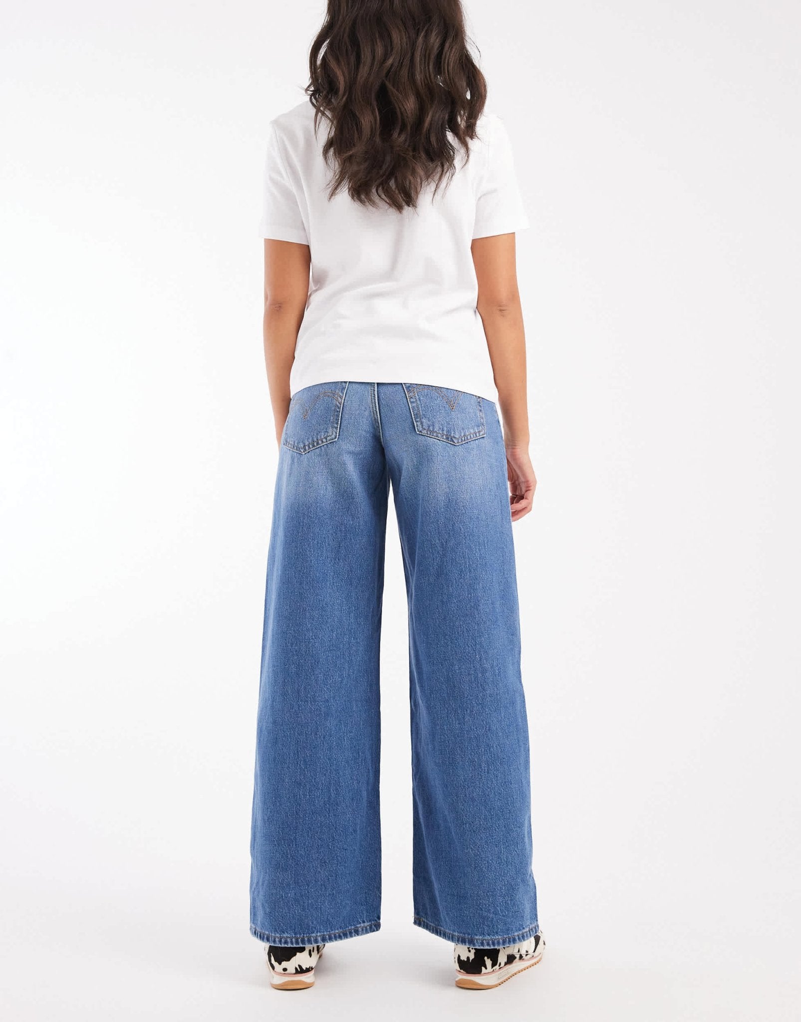 Levi's '94 baggy wide leg jeans in mid blue wash - ASOS Sample Sale