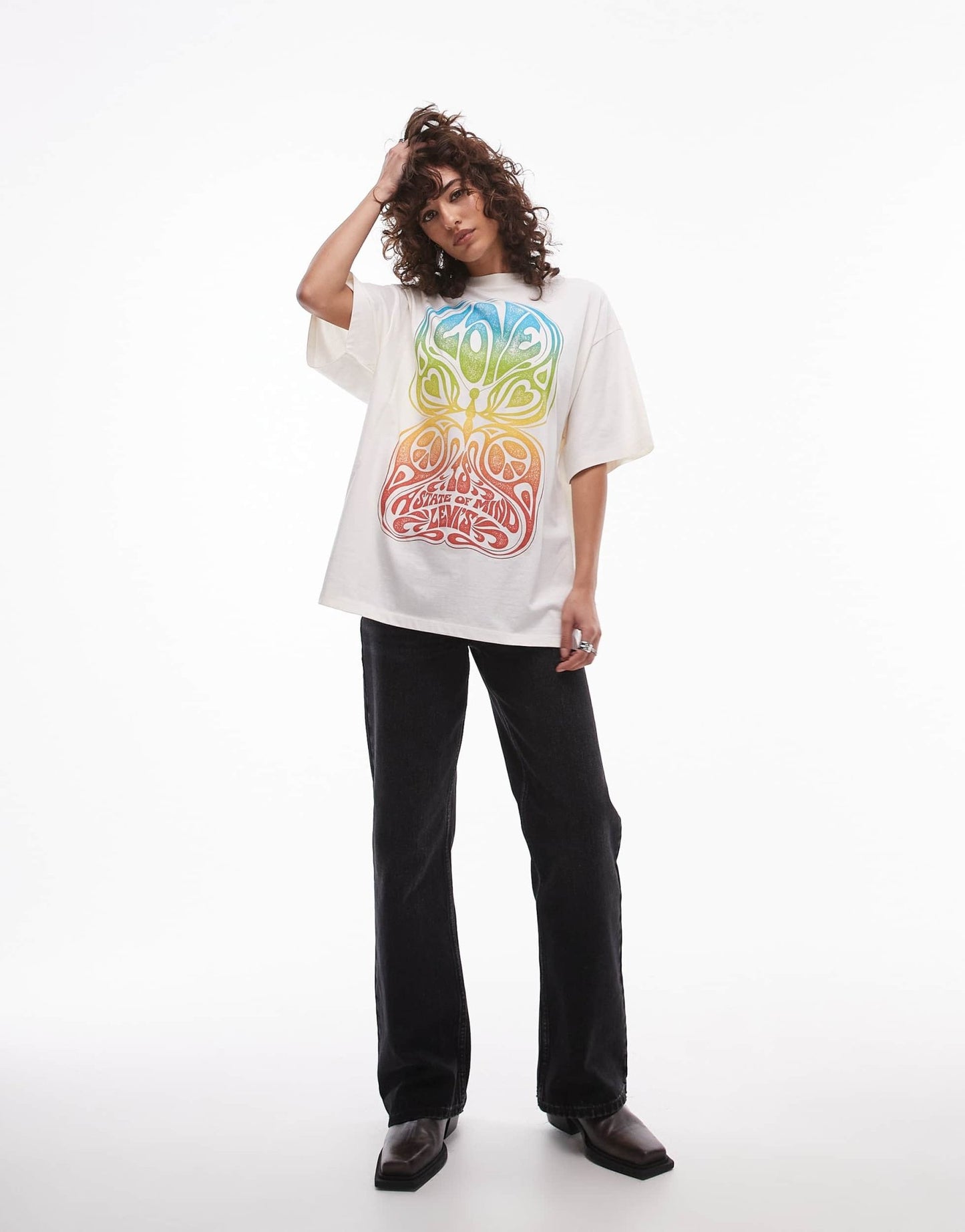 Levi's oversized t-shirt with love print in white - ASOS Sample Sale