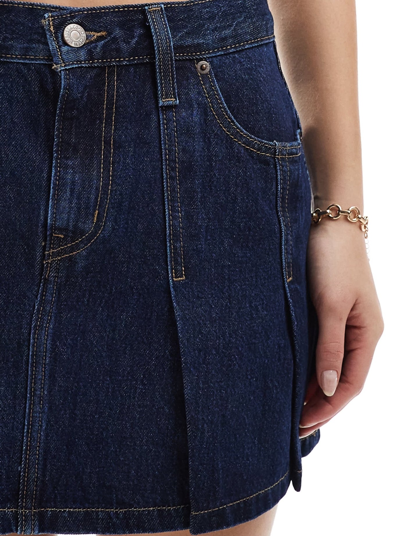 Levi's pleated denim mini skirt in dark wash blue - ASOS Sample Sale