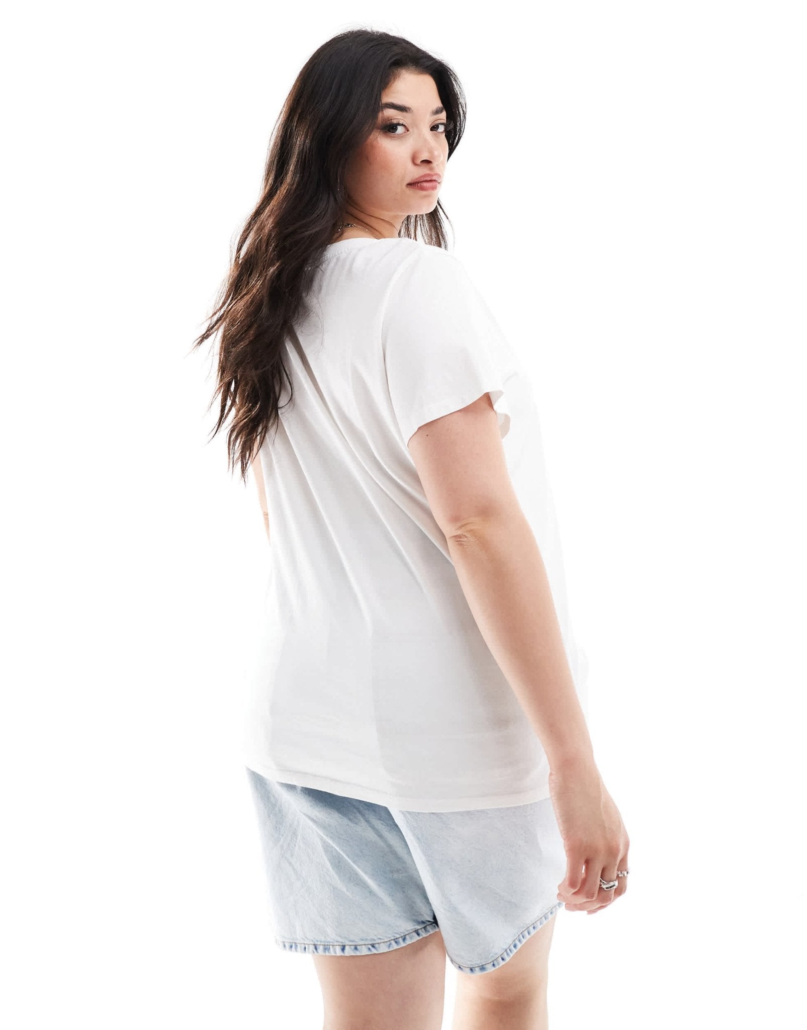 Levi's Plus perfect small batwing logo t-shirt in white - ASOS Sample Sale