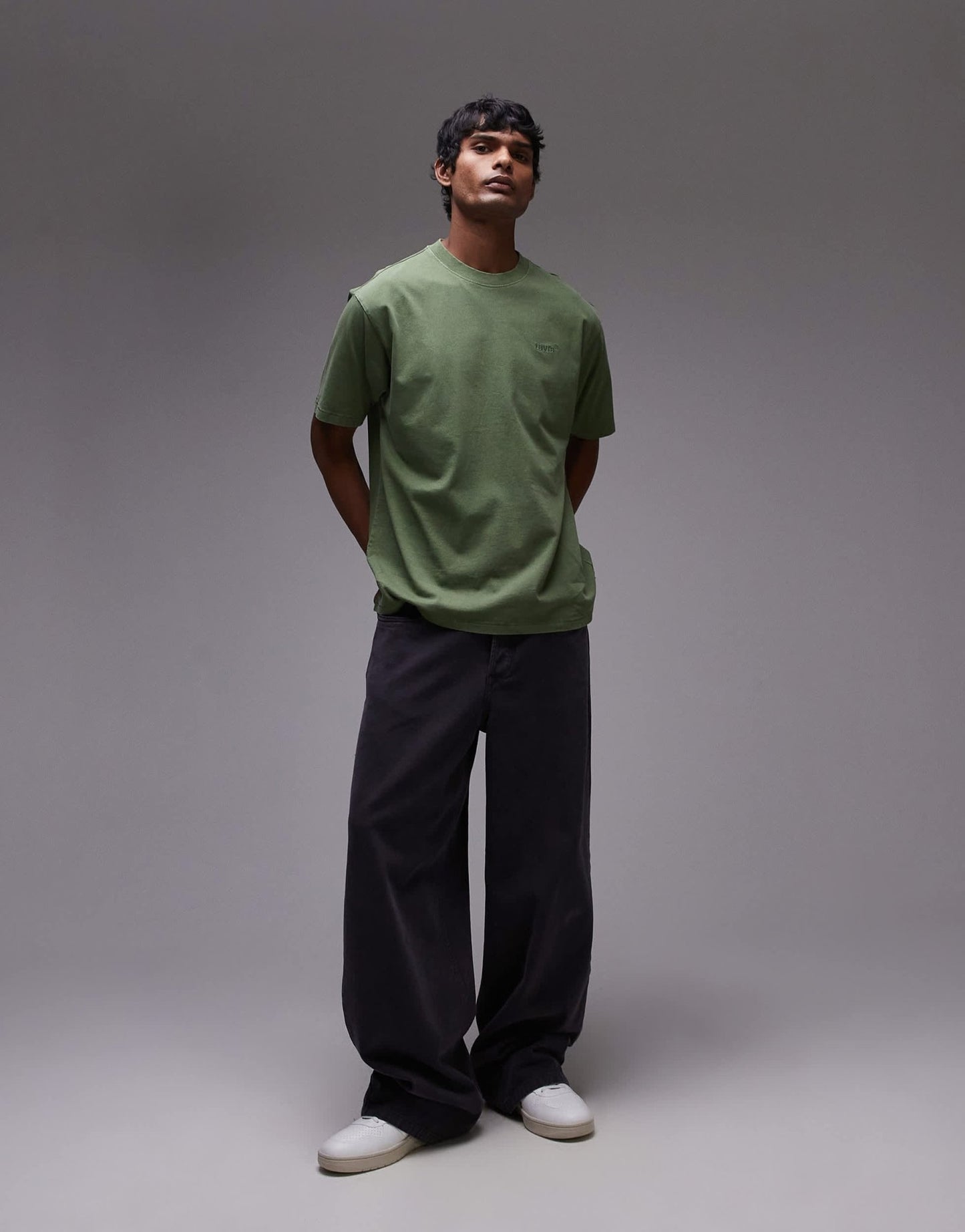 Levi's Red Tab vintage relaxed fit logo garment dye t-shirt in mid green - ASOS Sample Sale
