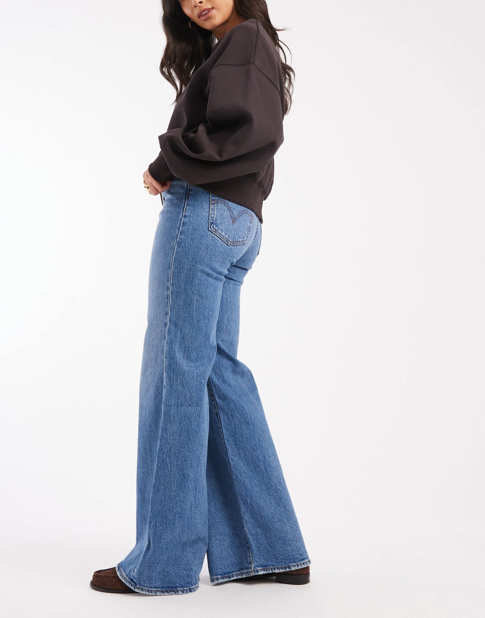 Levi's ribcage bells high rise flare jeans in light blue - ASOS Sample Sale