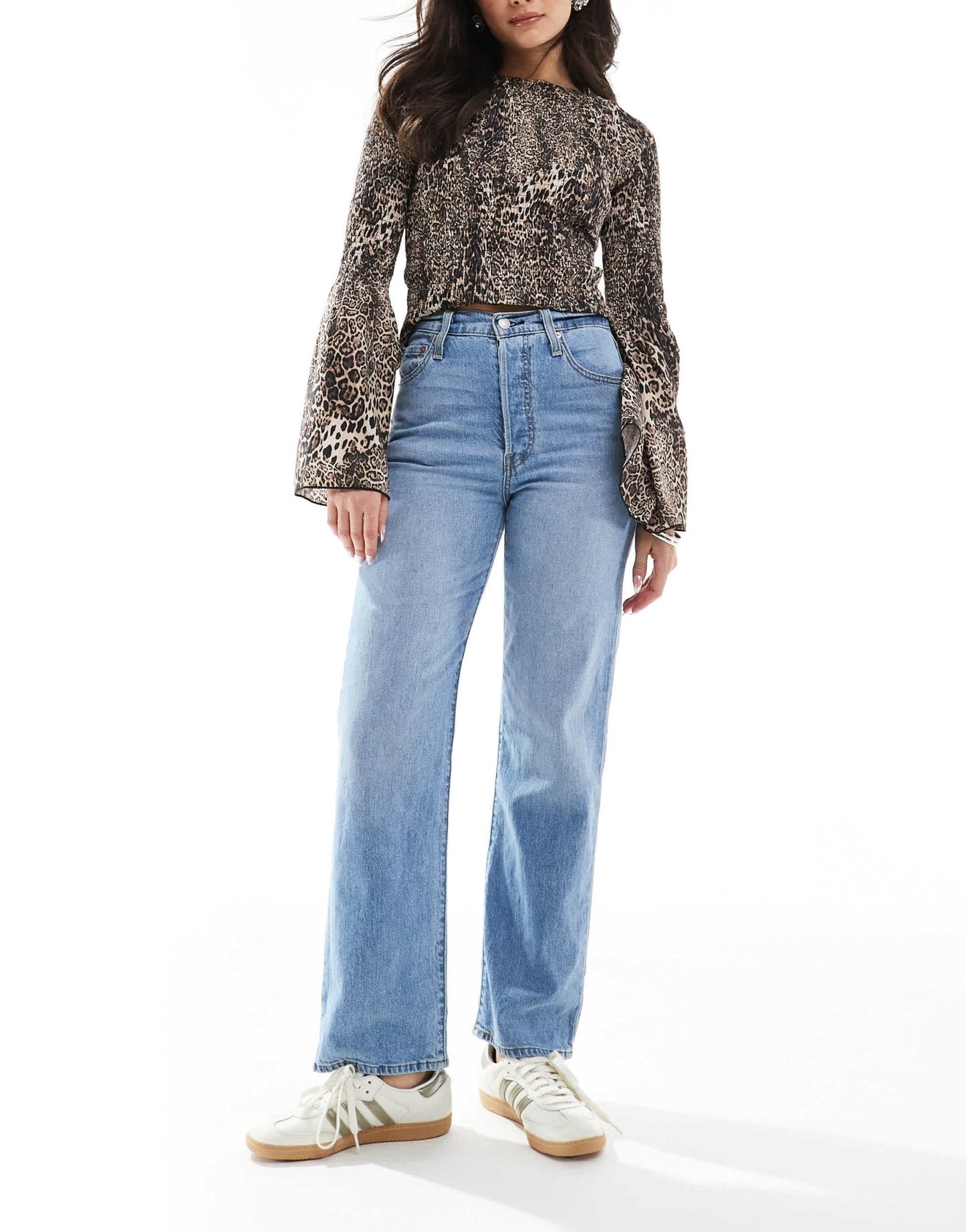 Levi's ribcage straight ankle jeans in light blue - ASOS Sample Sale