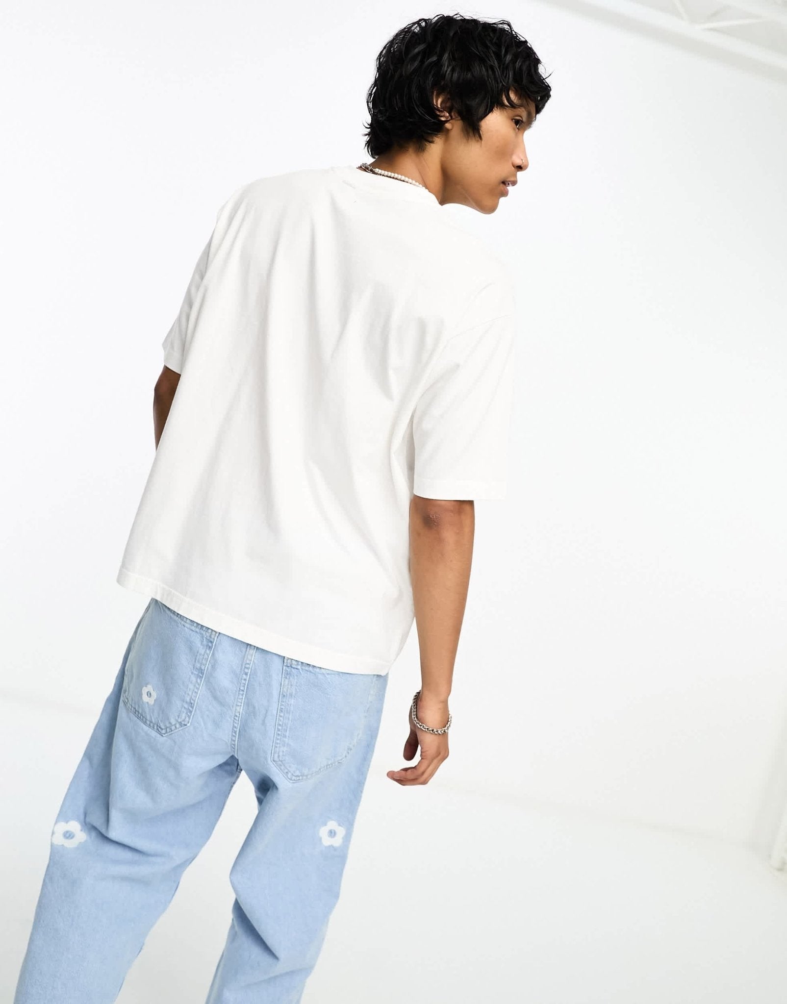 Levi's Skate t-shirt with rrribit graphic in white - ASOS Sample Sale