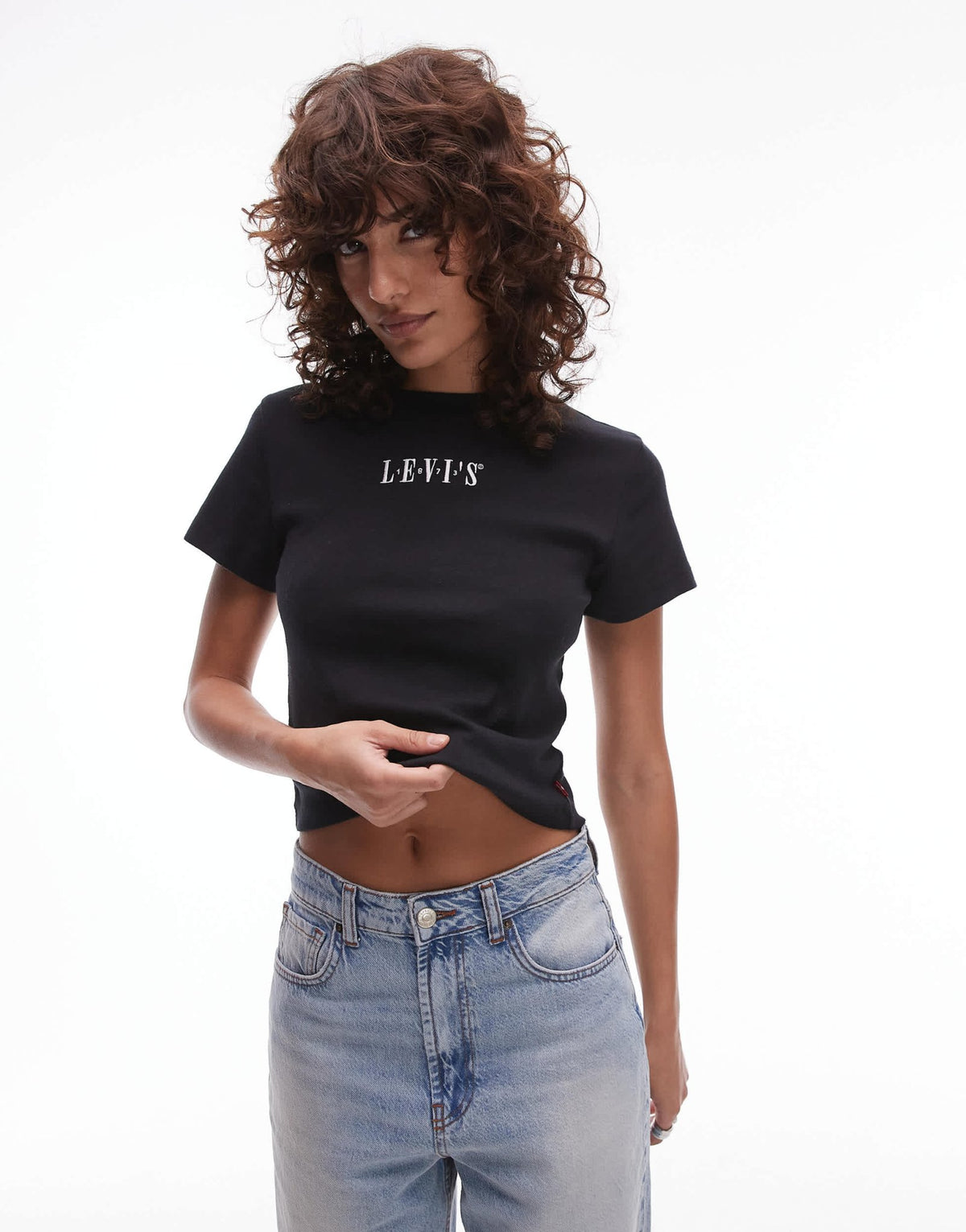 Levi's sporty central logo t-shirt in black - ASOS Sample Sale