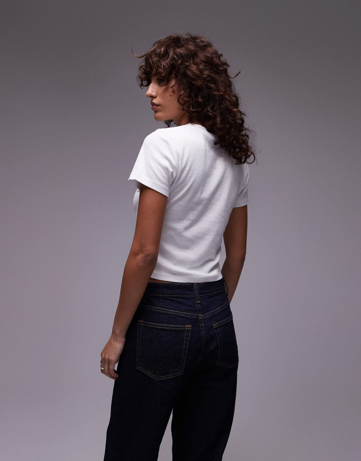 Levi's sporty central logo t-shirt in white - ASOS Sample Sale