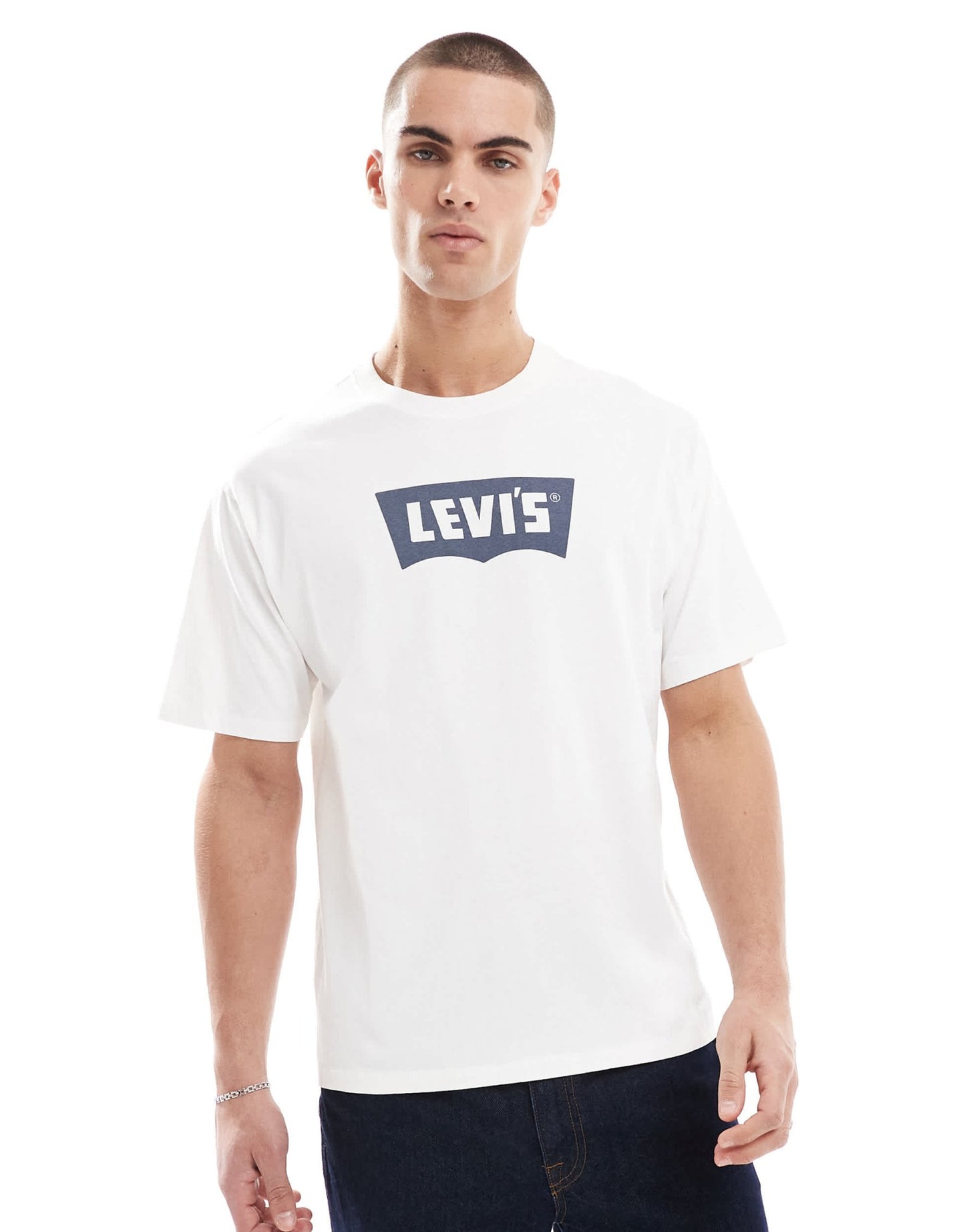Levi's Vintage relaxed fit batwing central logo t-shirt in white - ASOS Sample Sale