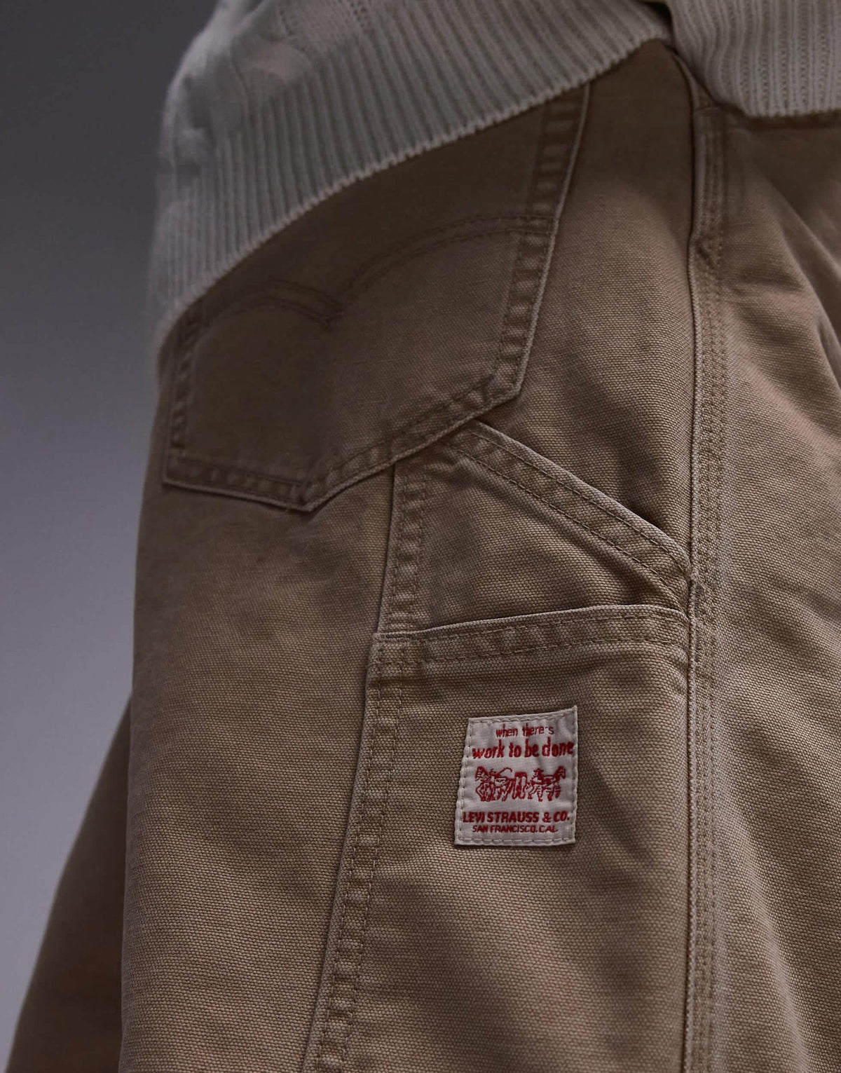 Levi's Workwear unisex capsule 568 loose straight canvas carpenter trousers in beige - ASOS Sample Sale