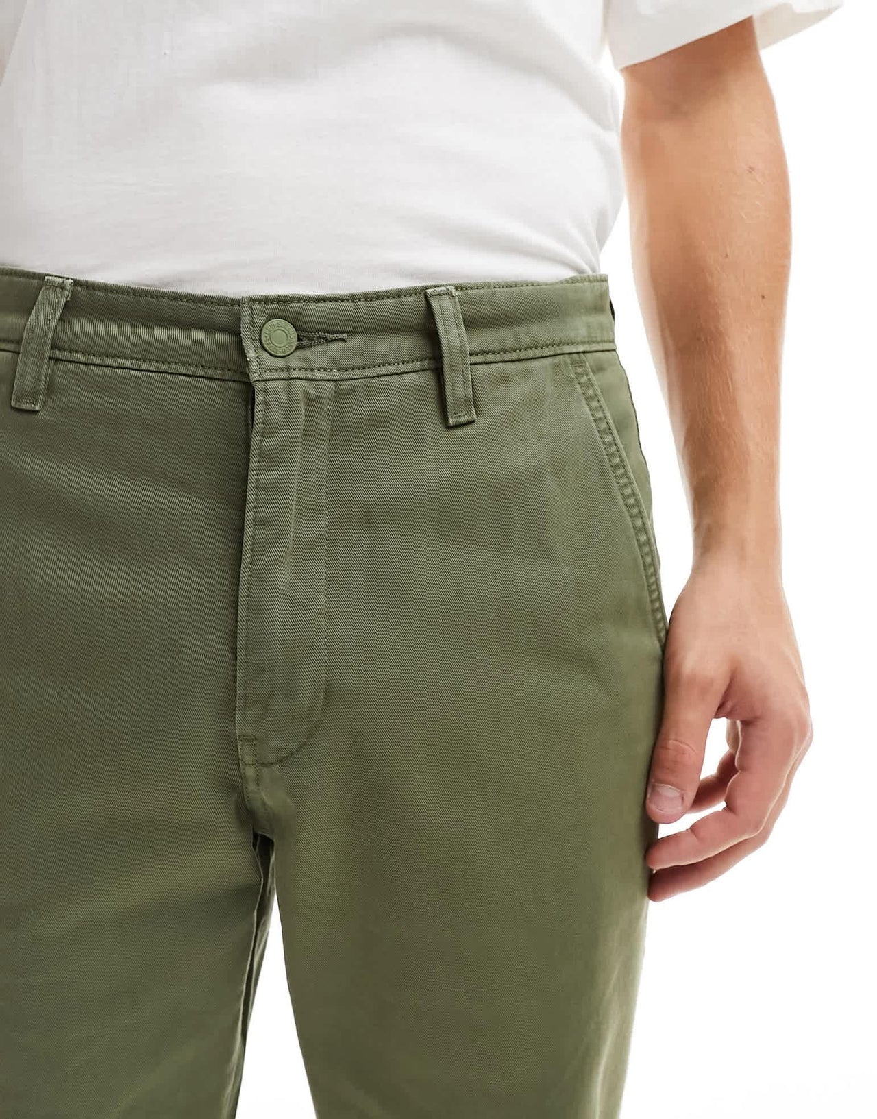 Levi's XX Authentic straight fit chino in green - ASOS Sample Sale