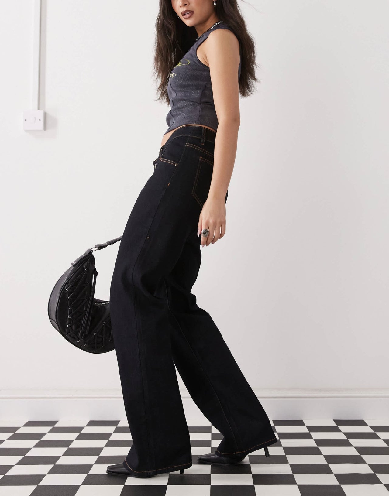 Lioness Cocoon curved waist stretch sculpt straight leg jeans in dark blue denim - ASOS Sample Sale