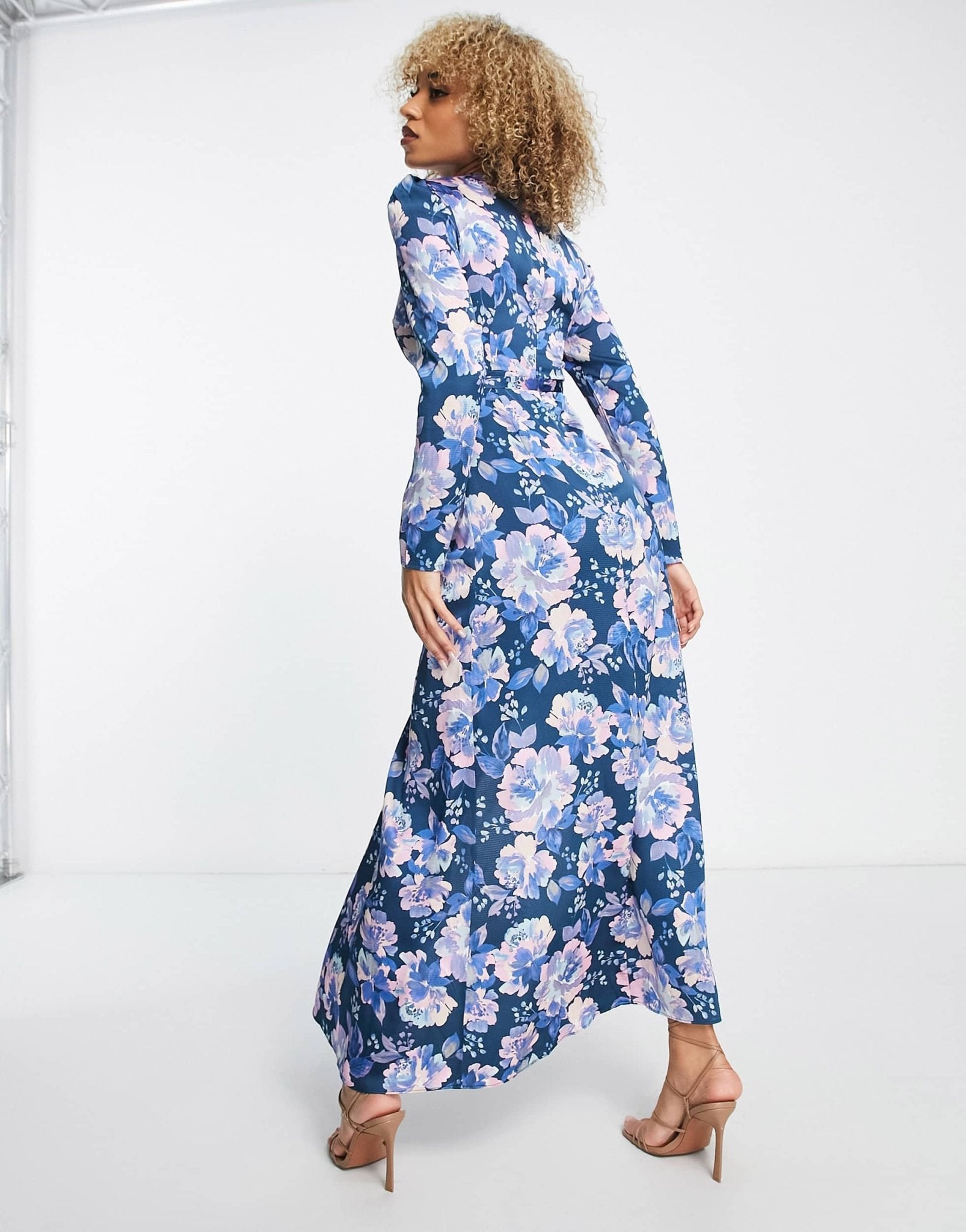 Liquorish satin modest maxi dress in dark blue floral - ASOS Sample Sale