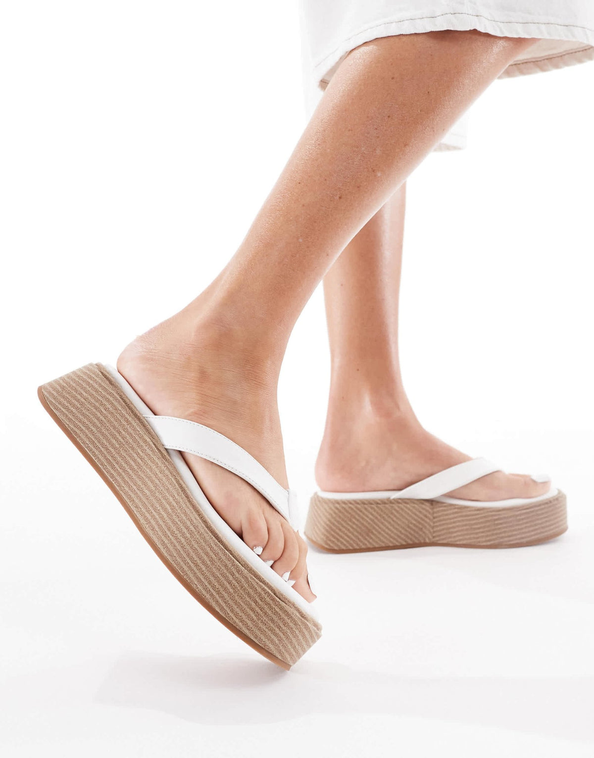 London Rebel thong flatform espadrille sandal in white PU - ASOS Sample Sale