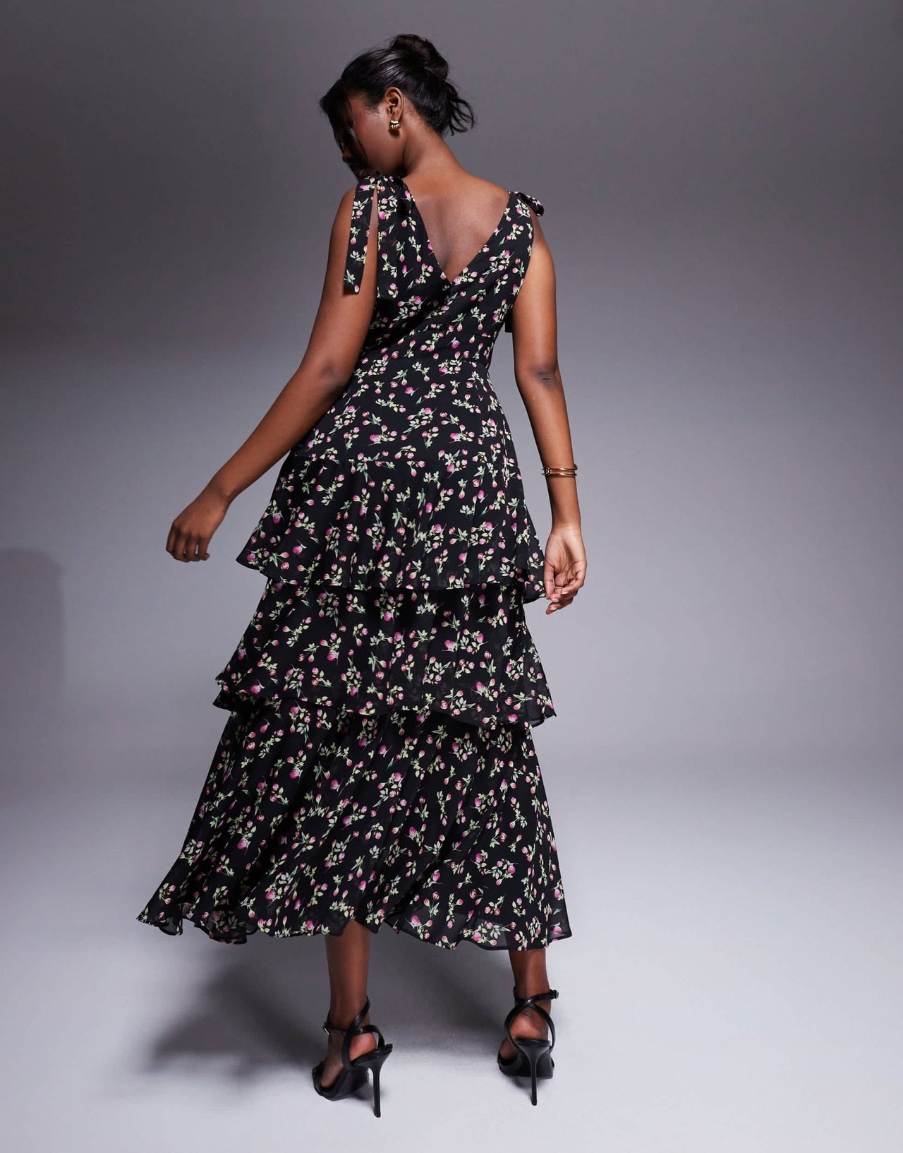 Lulu's asymmetric ruffle midaxi dress in black floral - ASOS Sample Sale