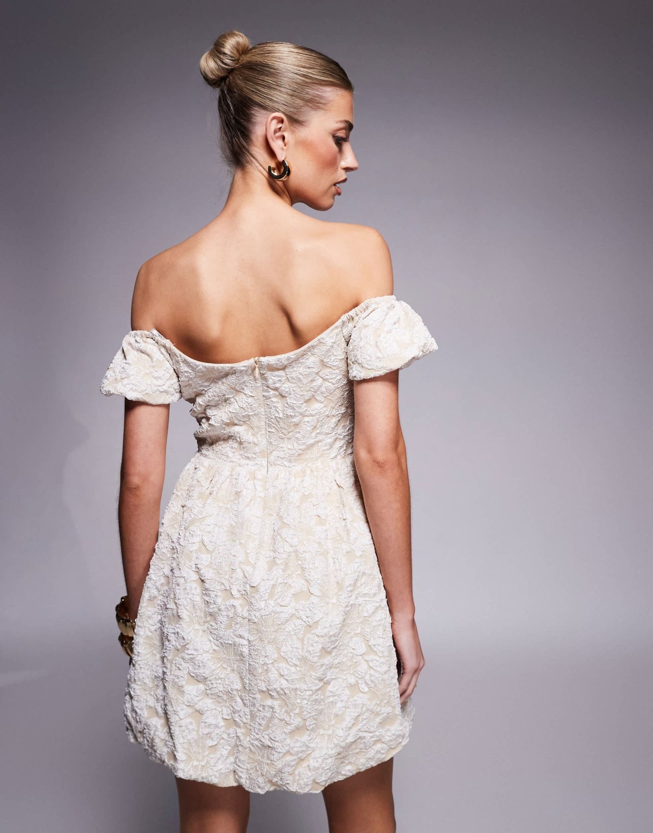 Lulu's off shoulder puff sleeve jacquard mini dress in ivory - ASOS Sample Sale