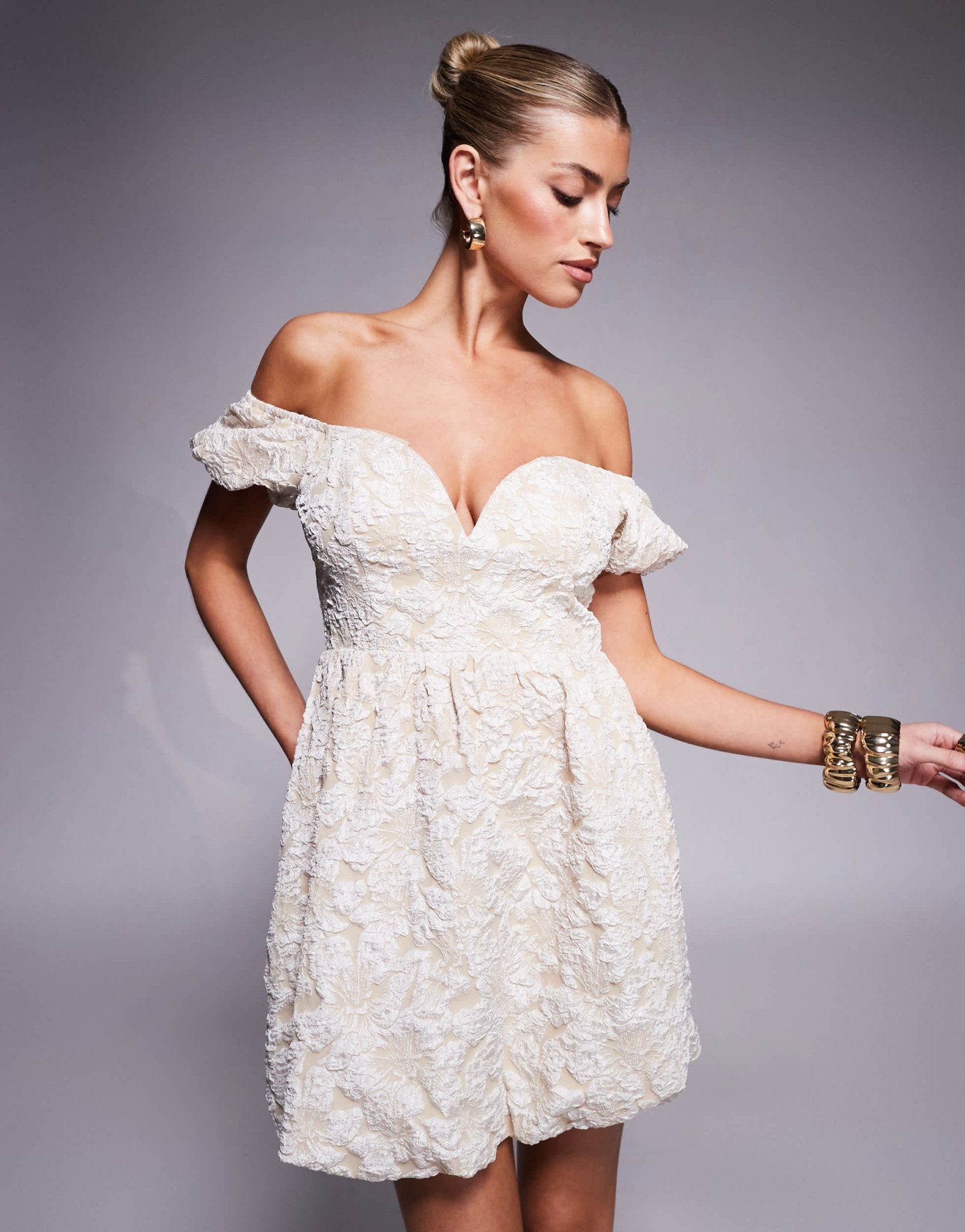 Lulu's off shoulder puff sleeve jacquard mini dress in ivory - ASOS Sample Sale