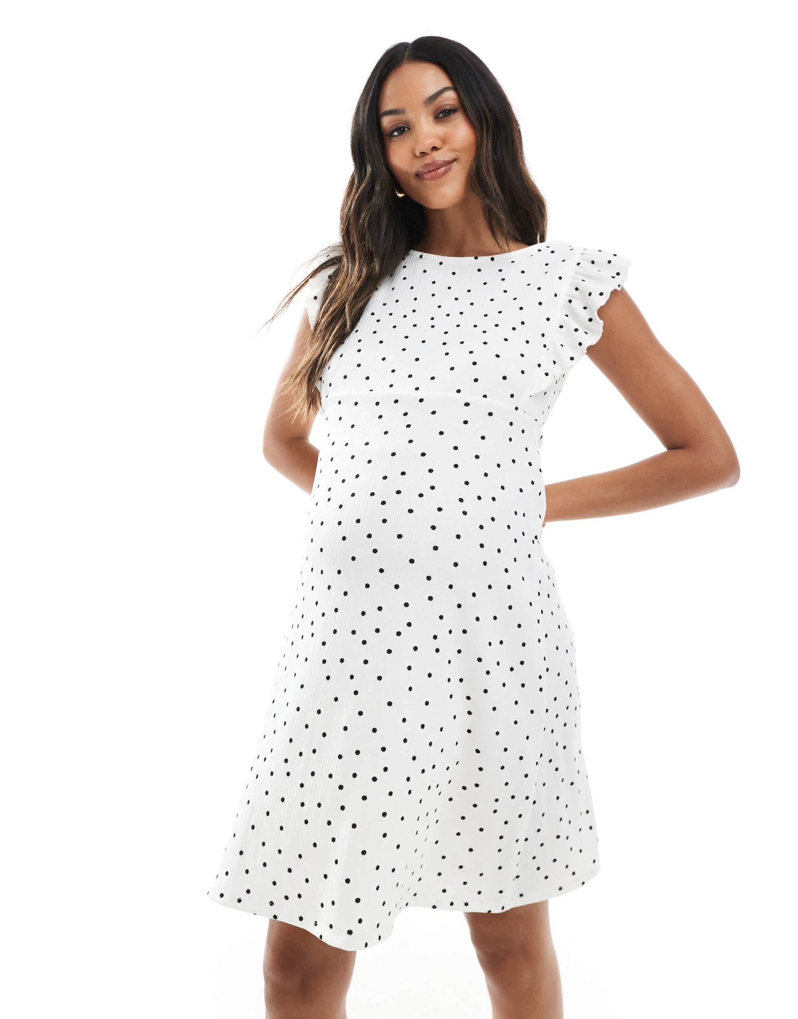 Mamalicious Maternity ruffle detail jersey knee dress in white spot print - ASOS Sample Sale