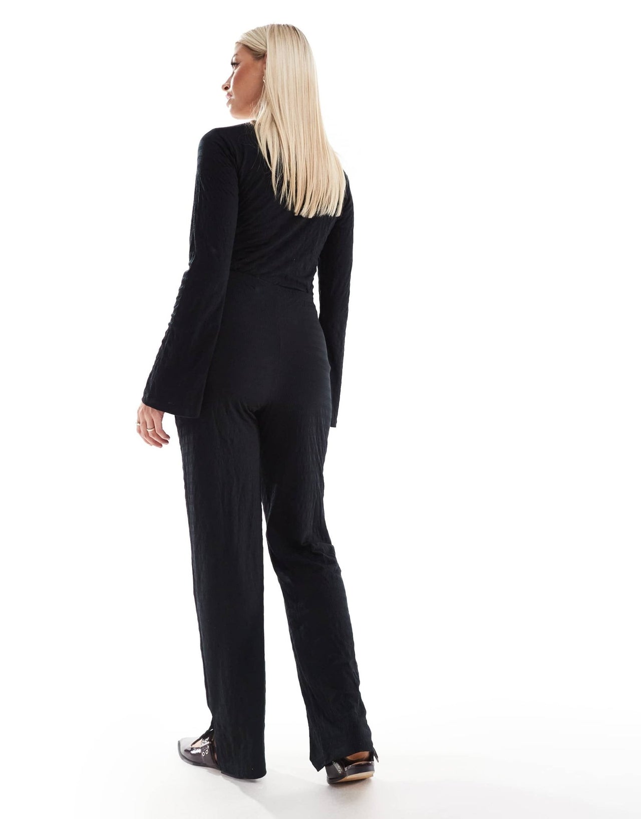 Mamalicious maternity textured straight leg trouser co - ord in black - ASOS Sample Sale