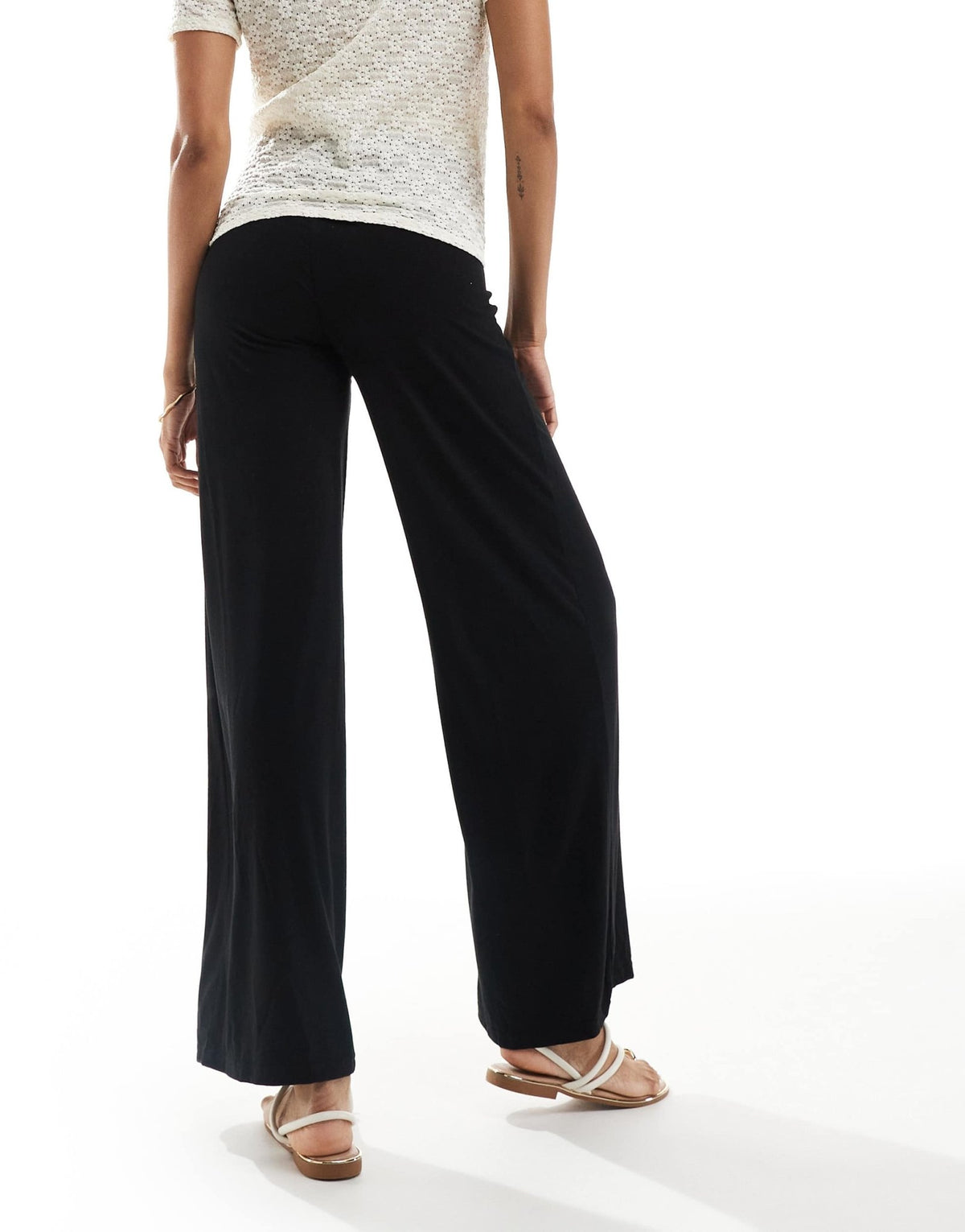 Mamalicious stretchy shirred under the bump waistband wide leg trouser in black - ASOS Sample Sale