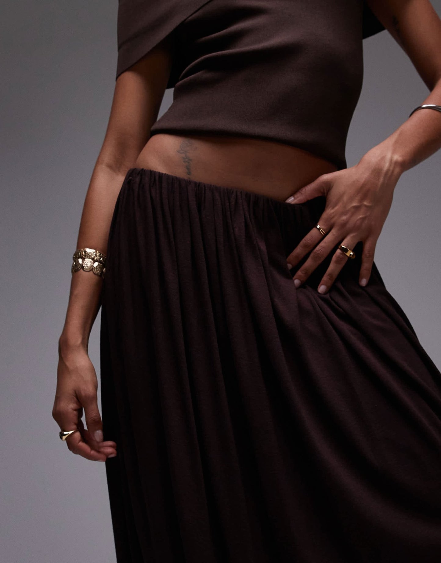 Mango capsule soft drape maxi skirt in deep chocolate - ASOS Sample Sale