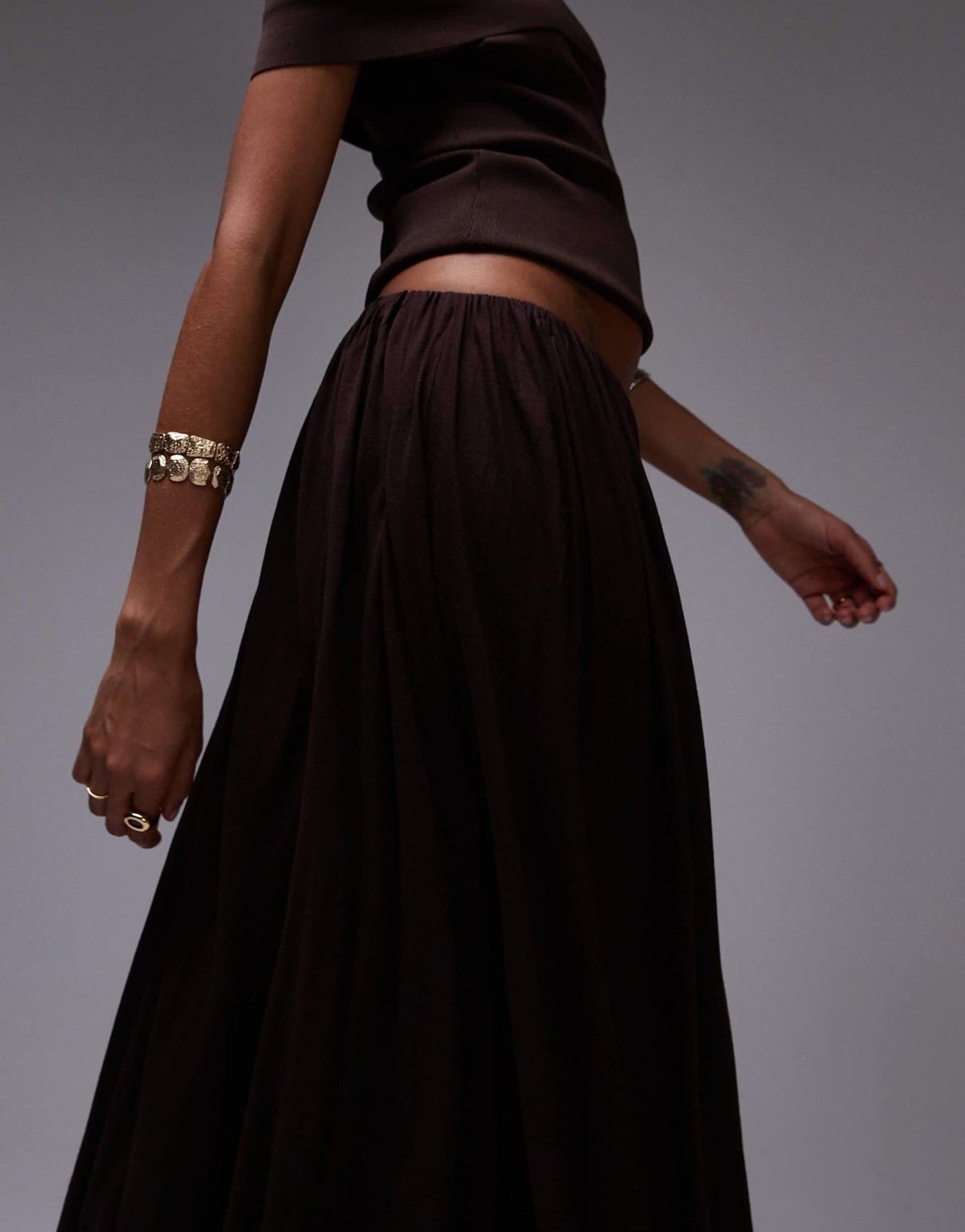 Mango capsule soft drape maxi skirt in deep chocolate - ASOS Sample Sale