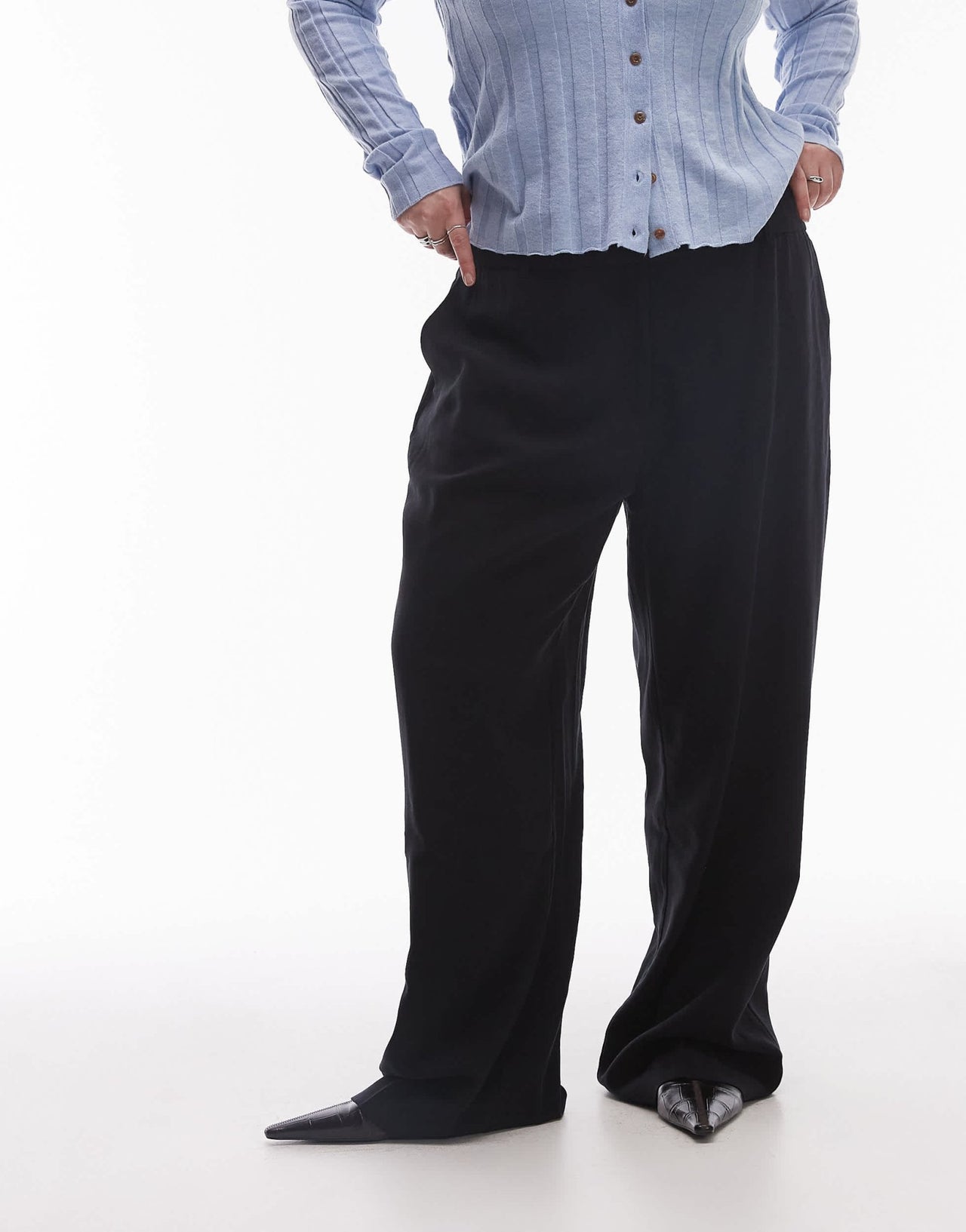 Mango curve pintuck straight leg trousers in black - ASOS Sample Sale