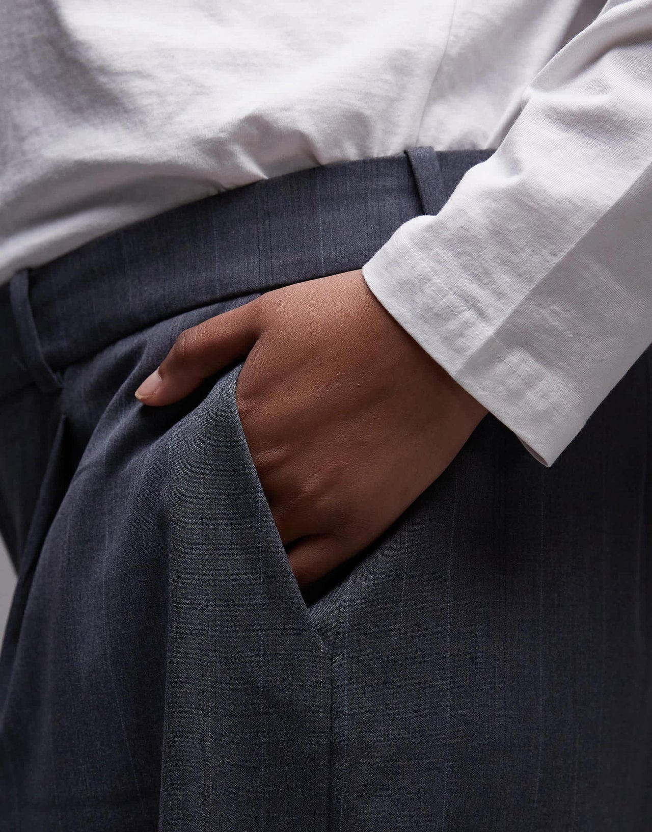 Mango curve pleat front wide leg trouser in grey - ASOS Sample Sale