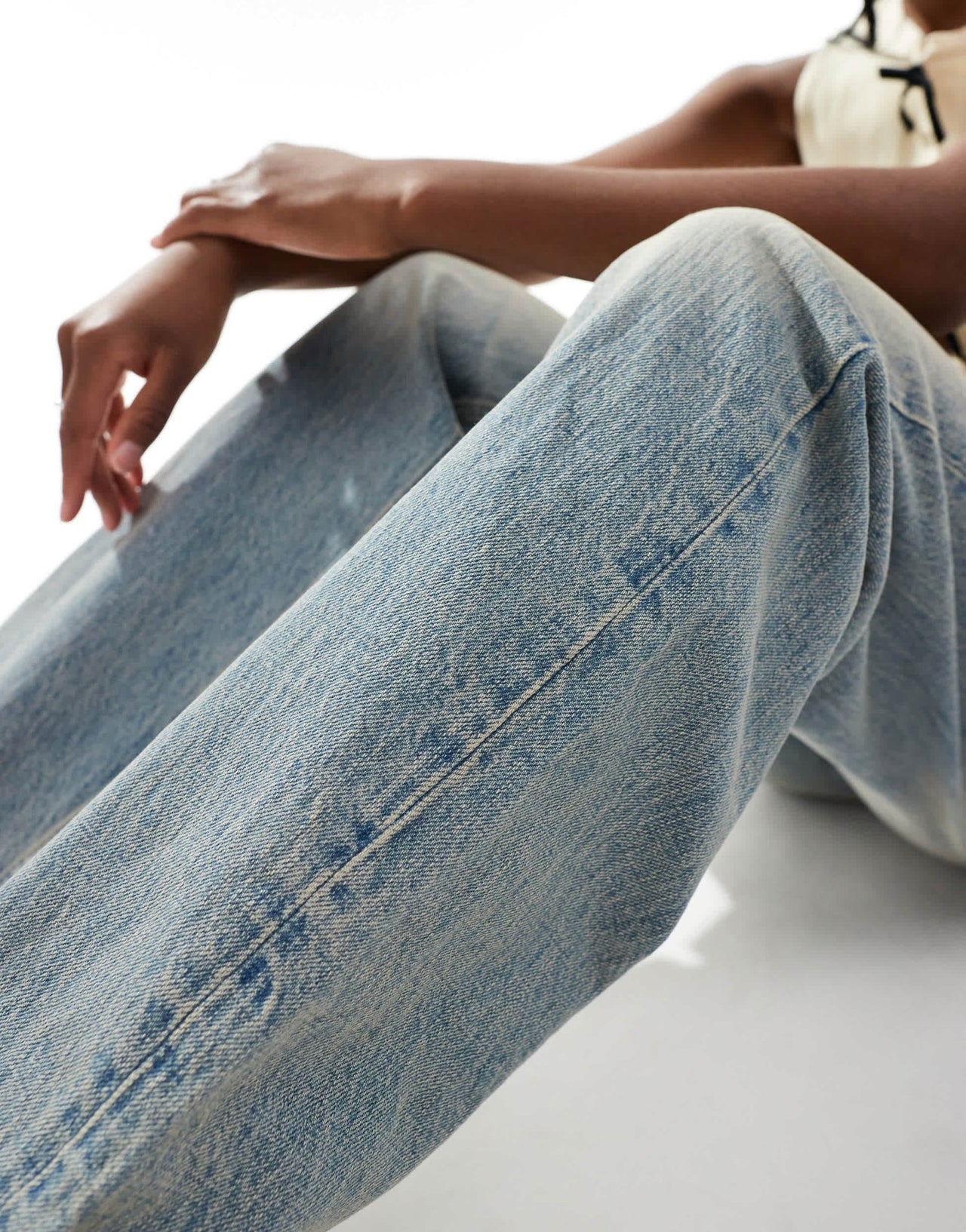 Mango low waist slim jeans in light blue - ASOS Sample Sale