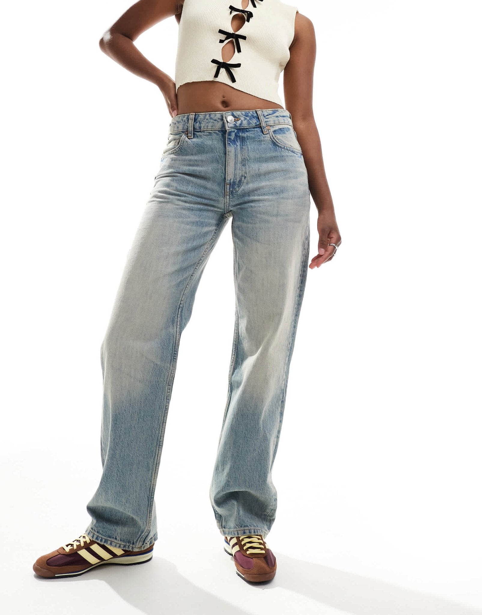 Mango low waist slim jeans in light blue - ASOS Sample Sale