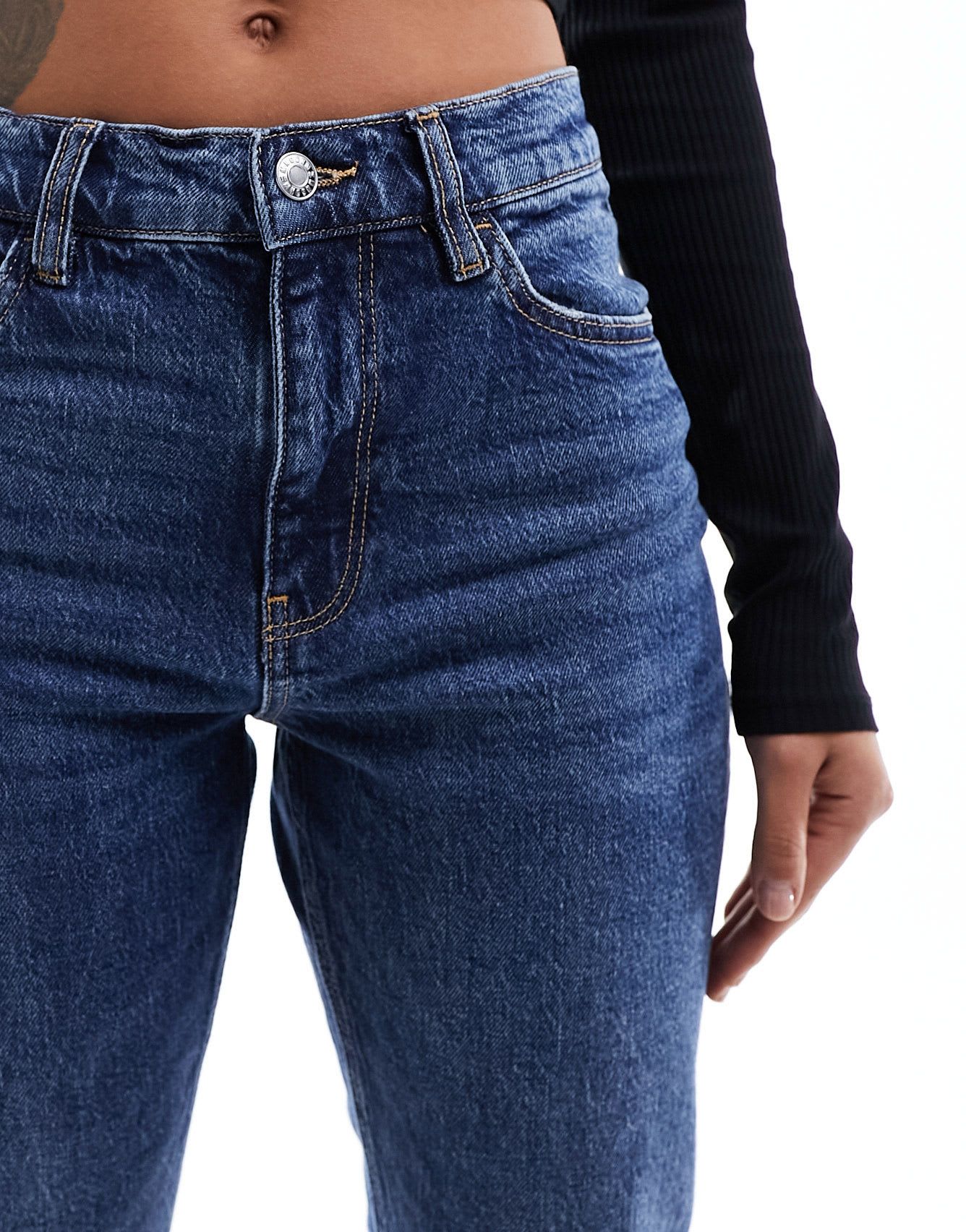 Mango New mom jeans in blue - ASOS Sample Sale