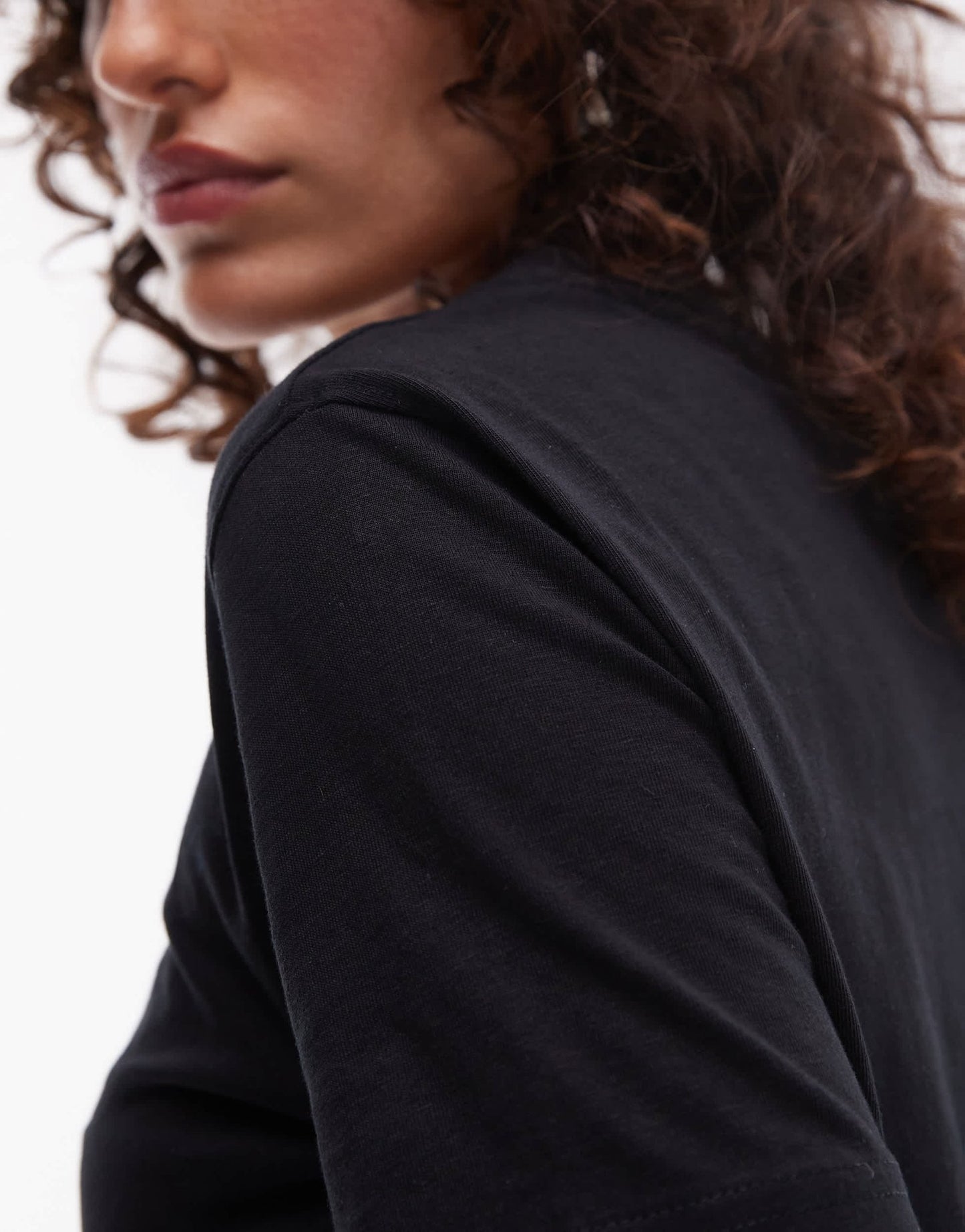 Mango premium t-shirt in black - ASOS Sample Sale