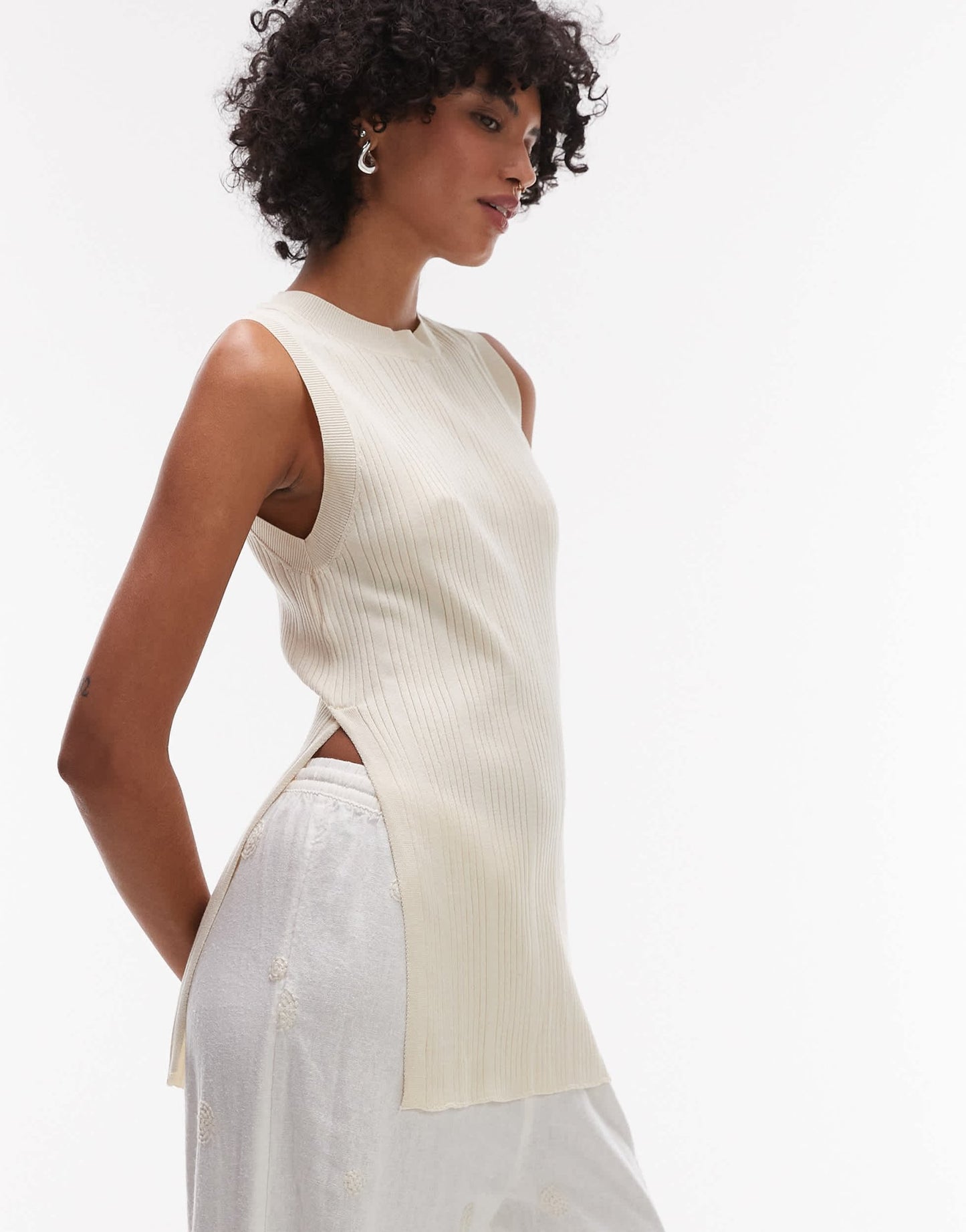 Mango split side longline knitted sleeveless top in ecru - ASOS Sample Sale