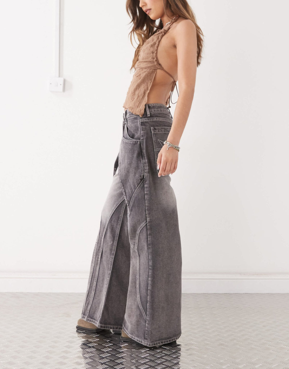Minga London seam detail washed baggy jeans in black - ASOS Sample Sale