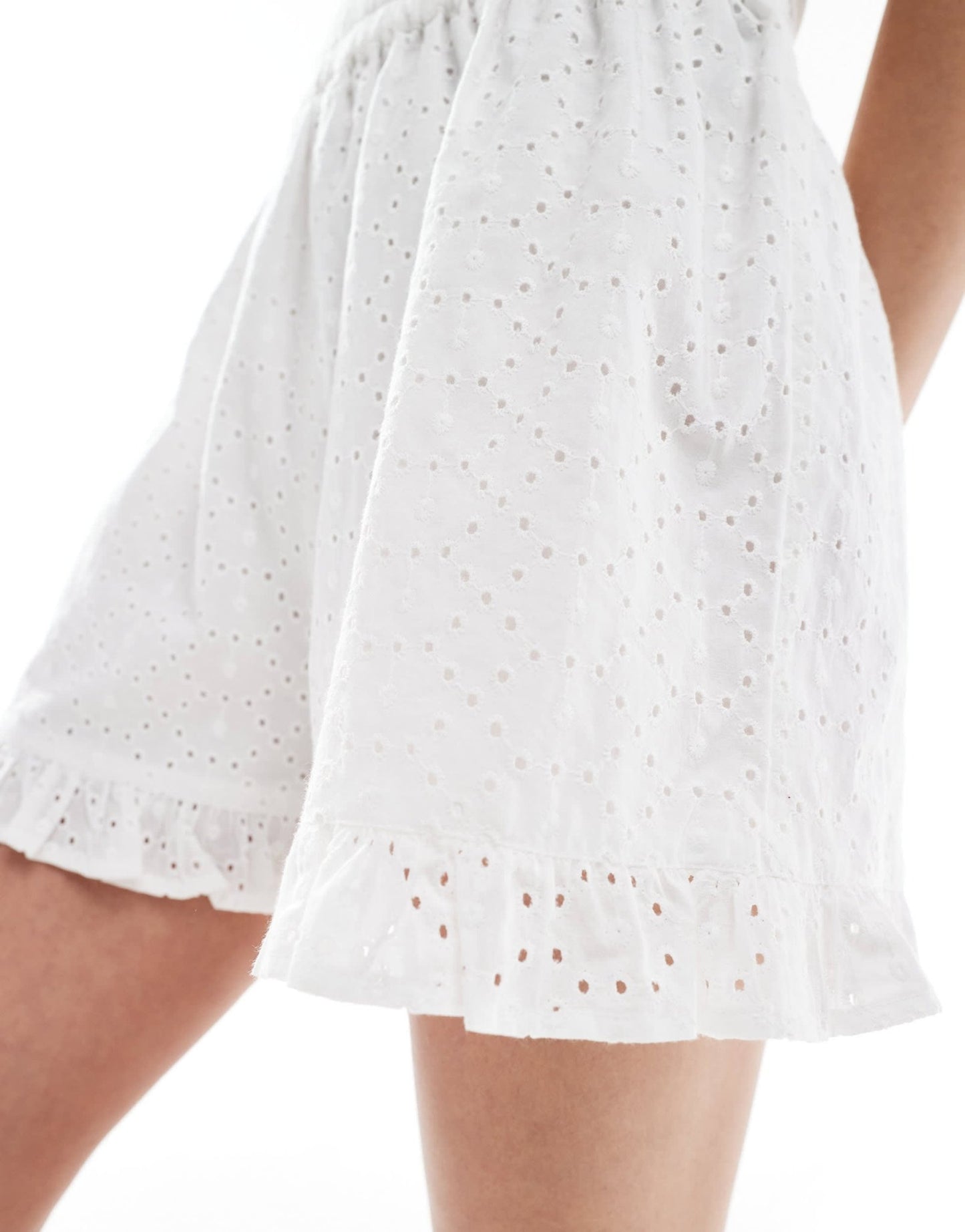 Miss Selfridge broderie shorts co ord in white - ASOS Sample Sale