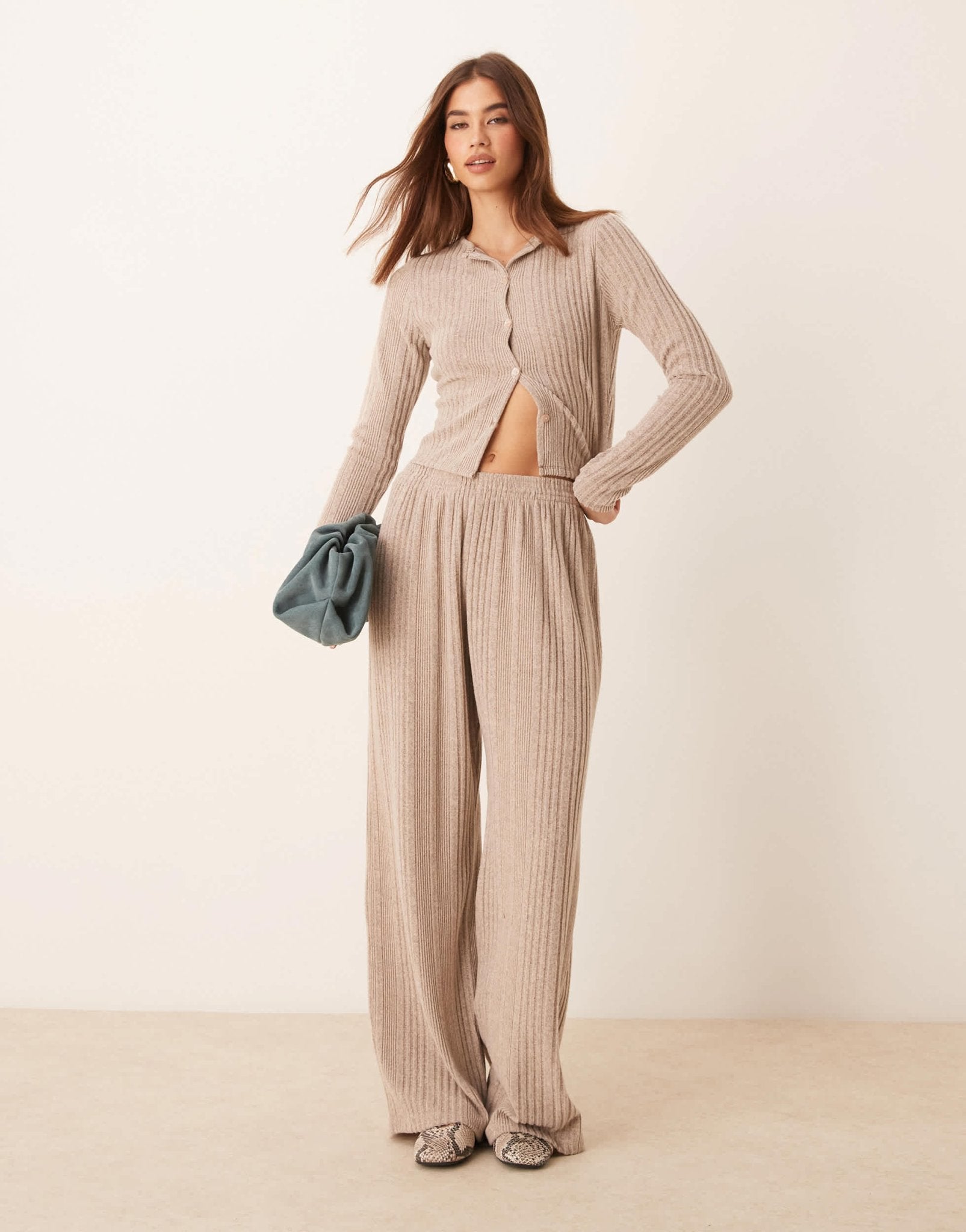Miss Selfridge brushed chunky rib cardigan in stone - ASOS Sample Sale