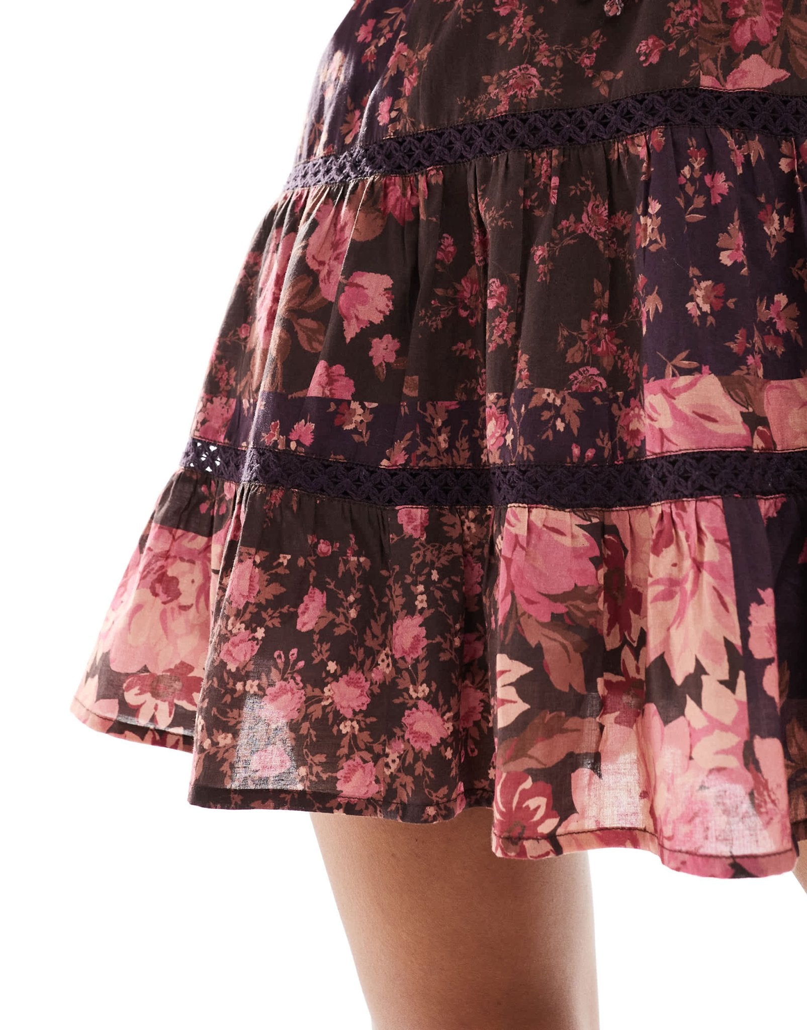 Miss Selfridge cotton lace insert tiered mini dress in patchwork floral - ASOS Sample Sale