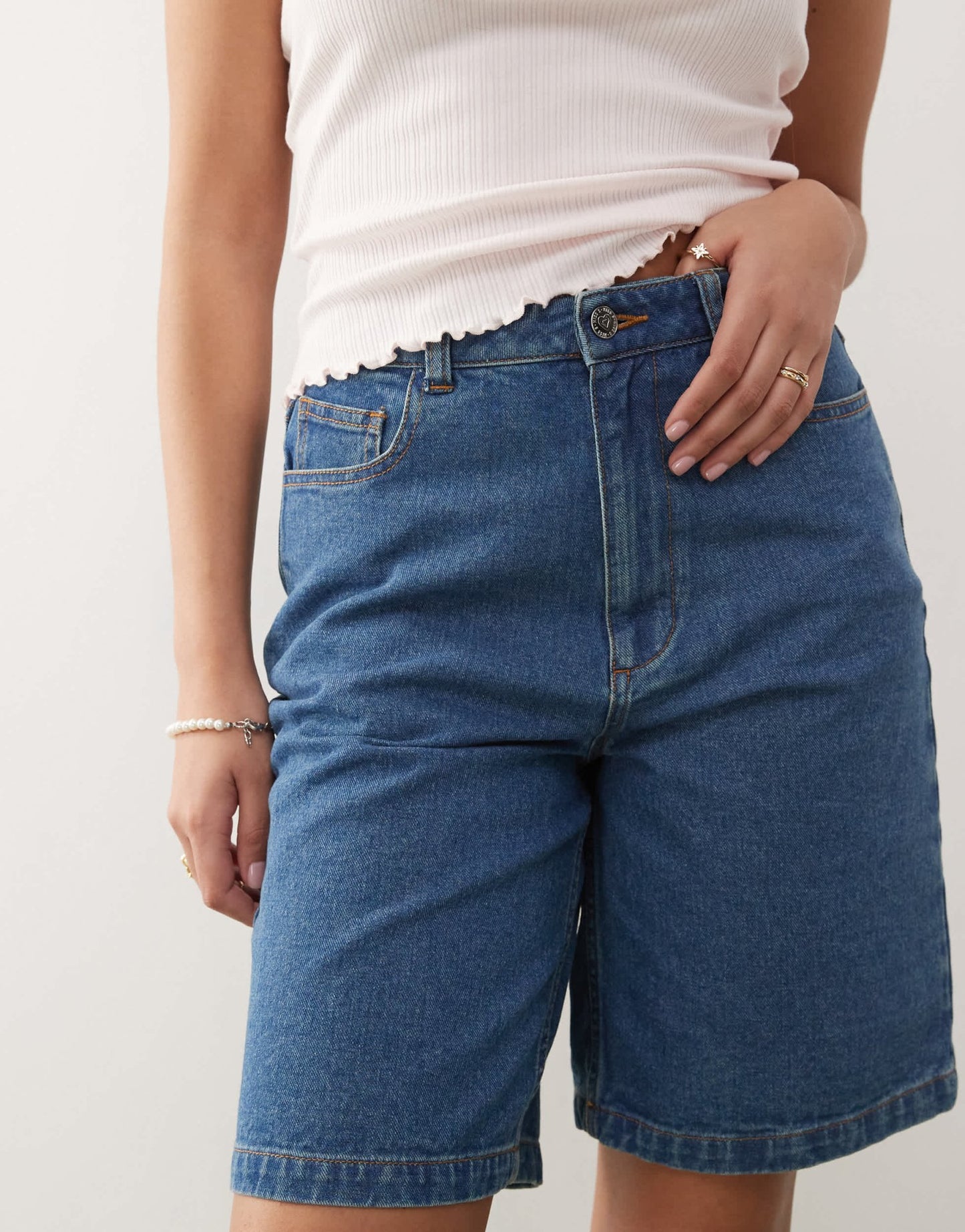 Miss Selfridge denim jort in mid wash - ASOS Sample Sale