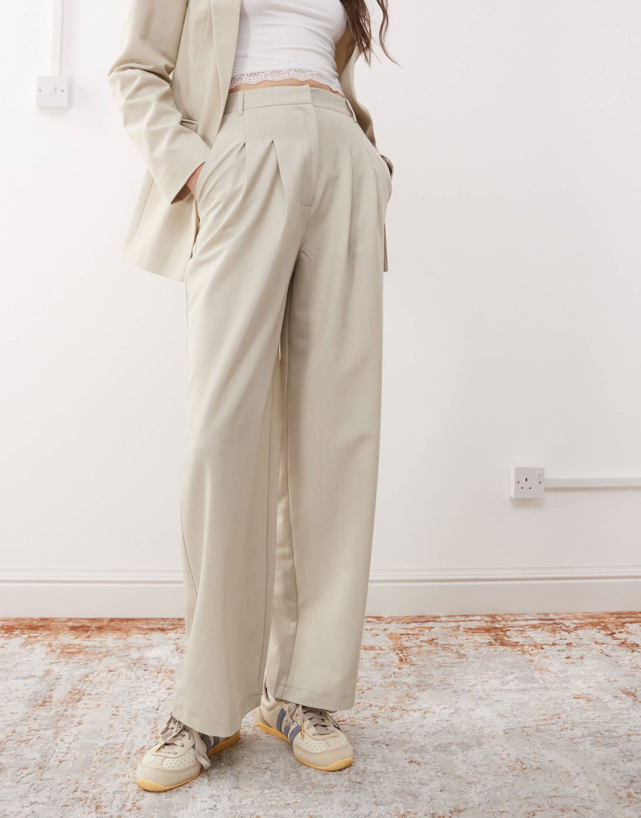 Miss Selfridge essential wide leg trouser in stone - ASOS Sample Sale